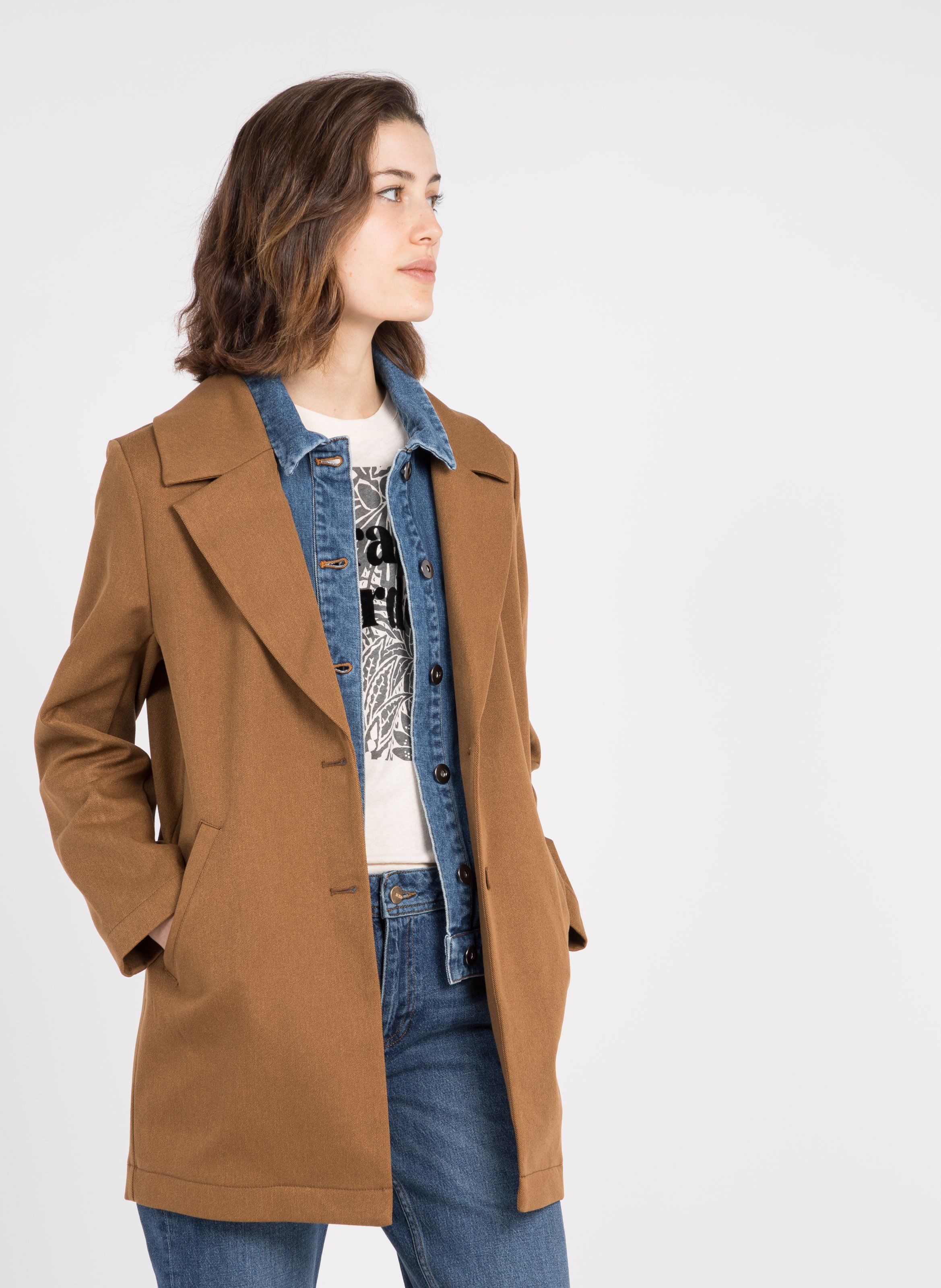 Auditorium Deck Fliese rabattcode mantel com Ruhe Mitarbeiter Maligne