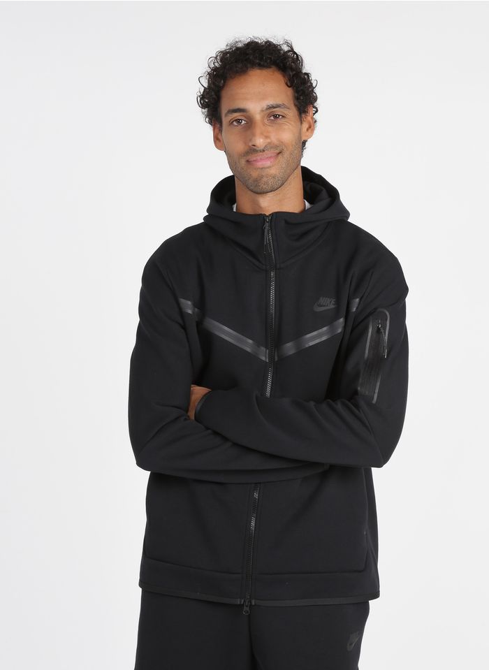 NIKE Kapuzensweatshirt aus Baumwoll-Mix mit Reißverschluss, Regular Fit in Schwarz