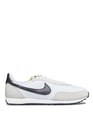 NIKE WHITE/BLACK-SAIL-SUMMIT WHITE Weiß