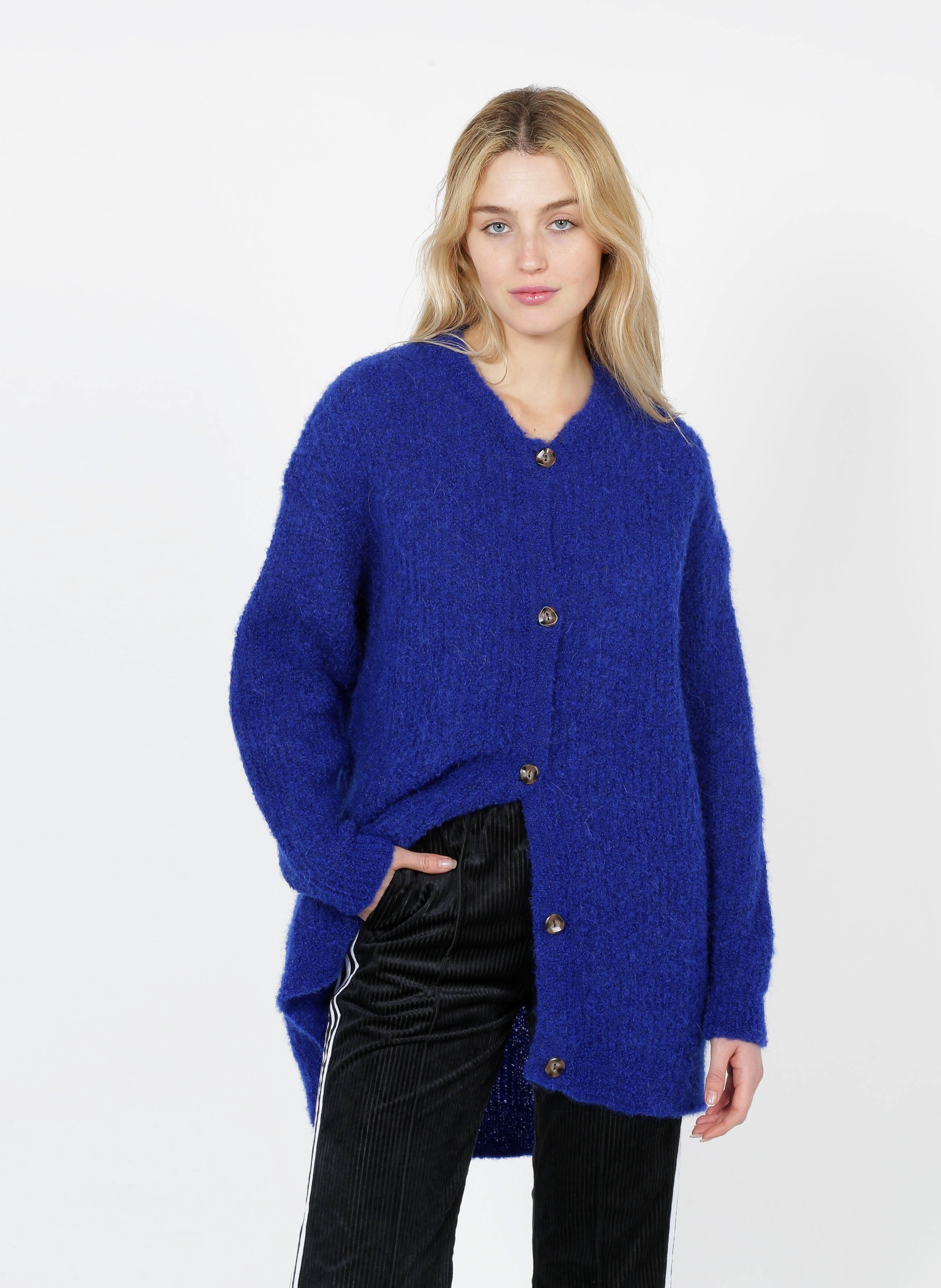 vintage blue sweater