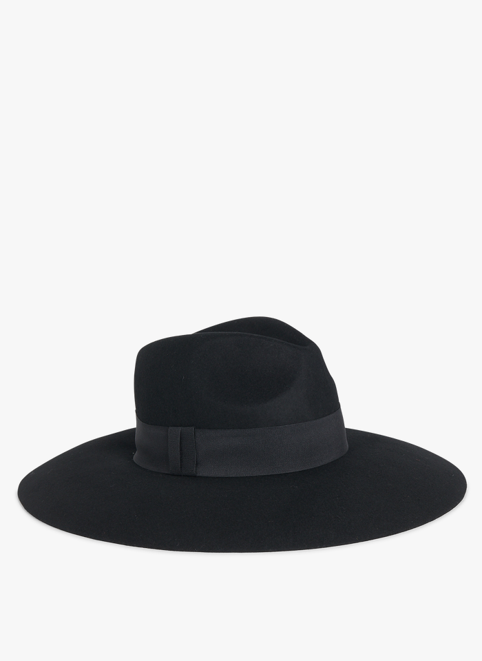 AU PRINTEMPS PARIS Black Wool hat