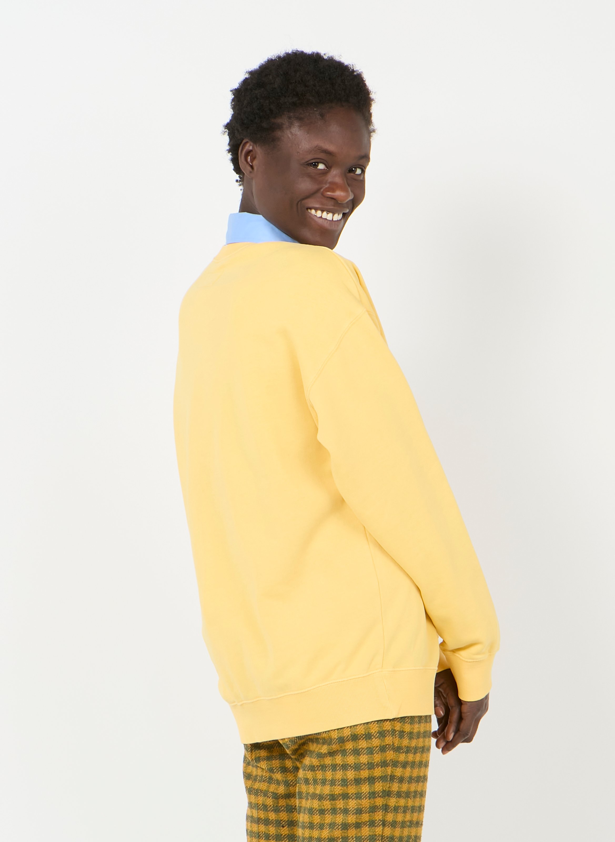 wrangler yellow sweatshirt