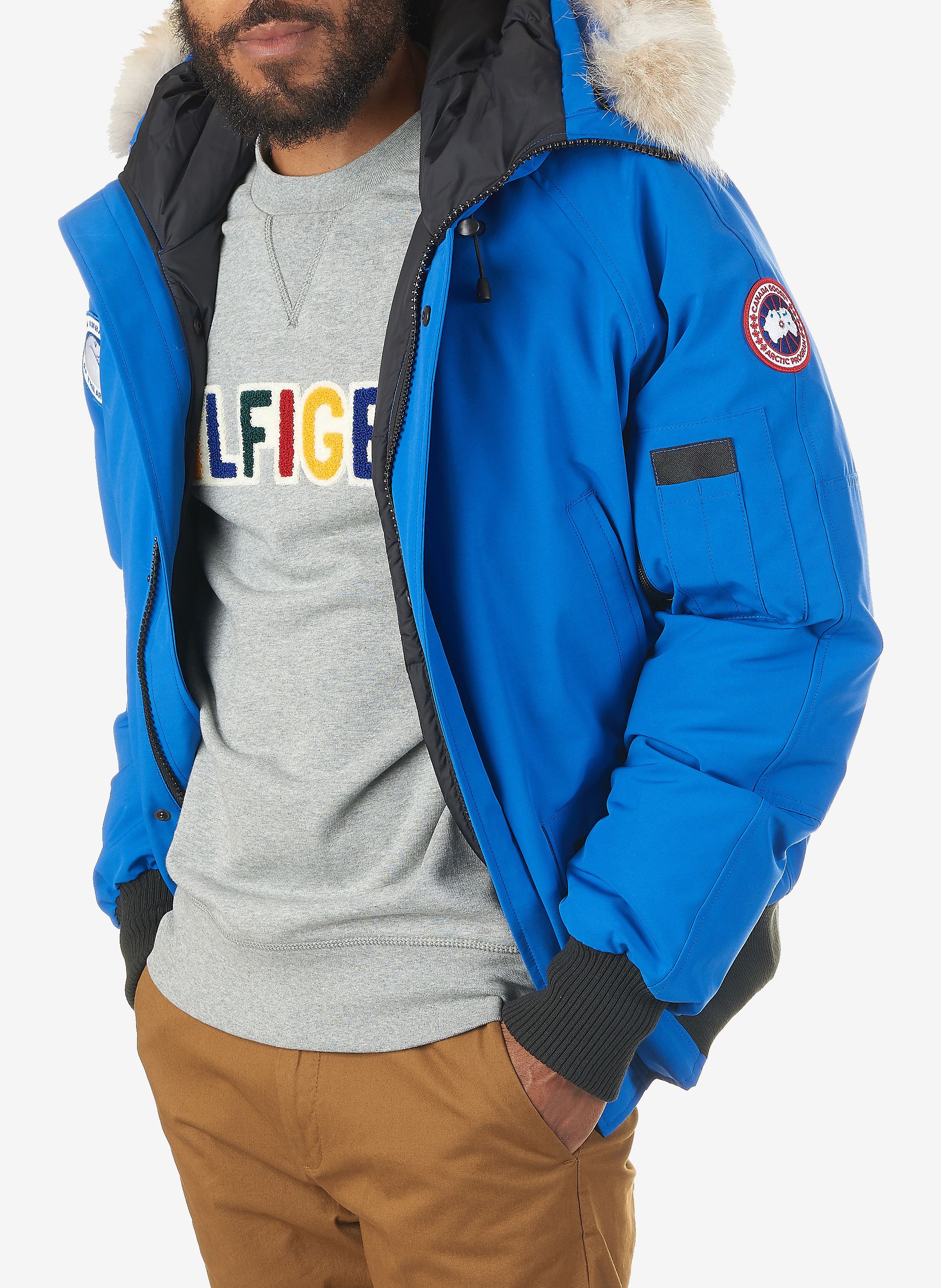 what arm does the canada goose badge go on