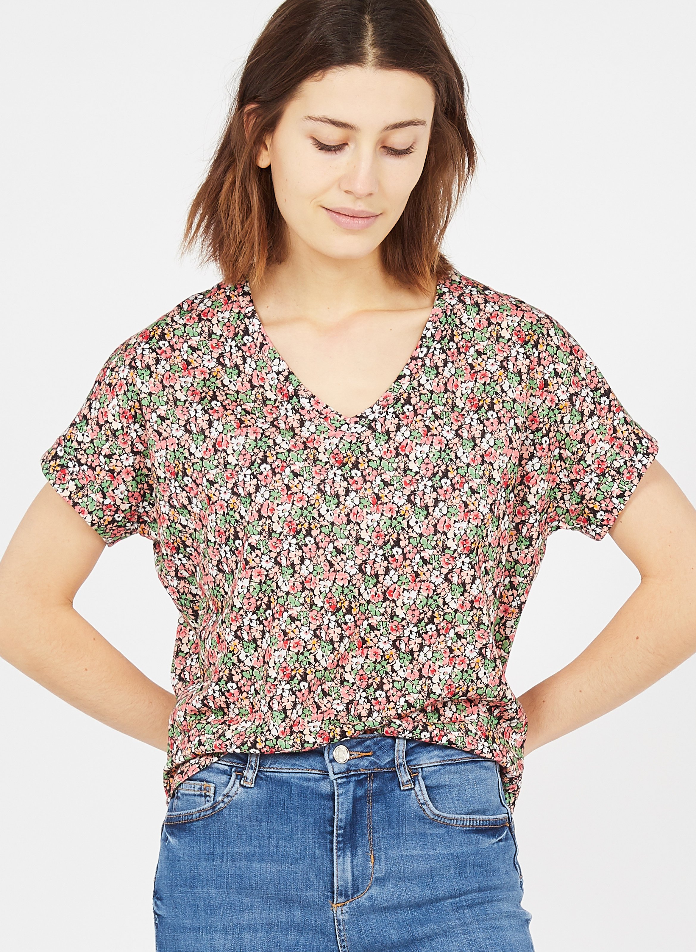 Sale Floral Print V-neck Cotton T-shirt 