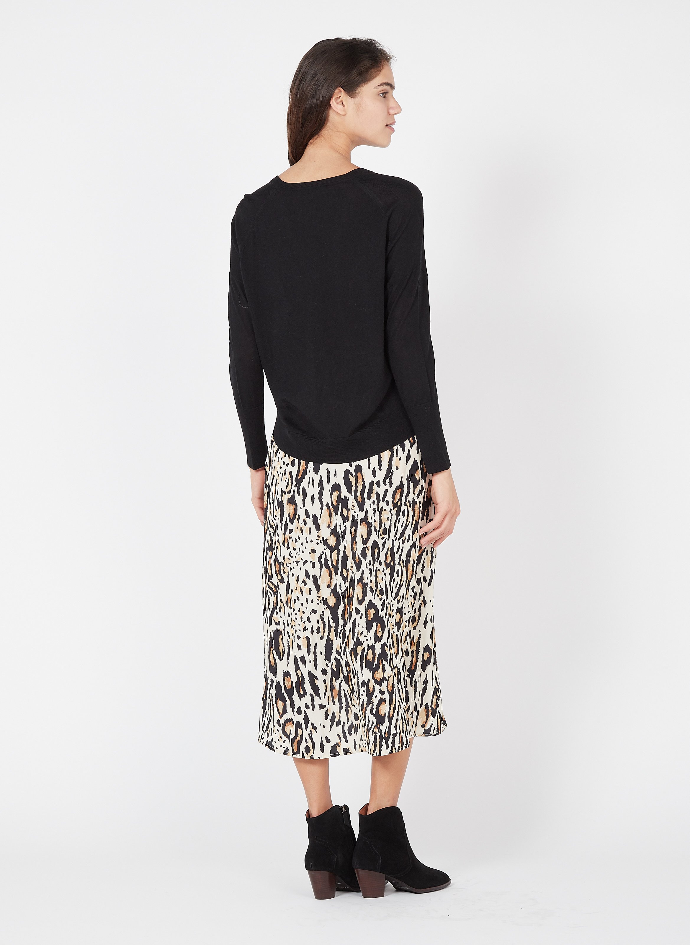 leopard print midi skirt v neck