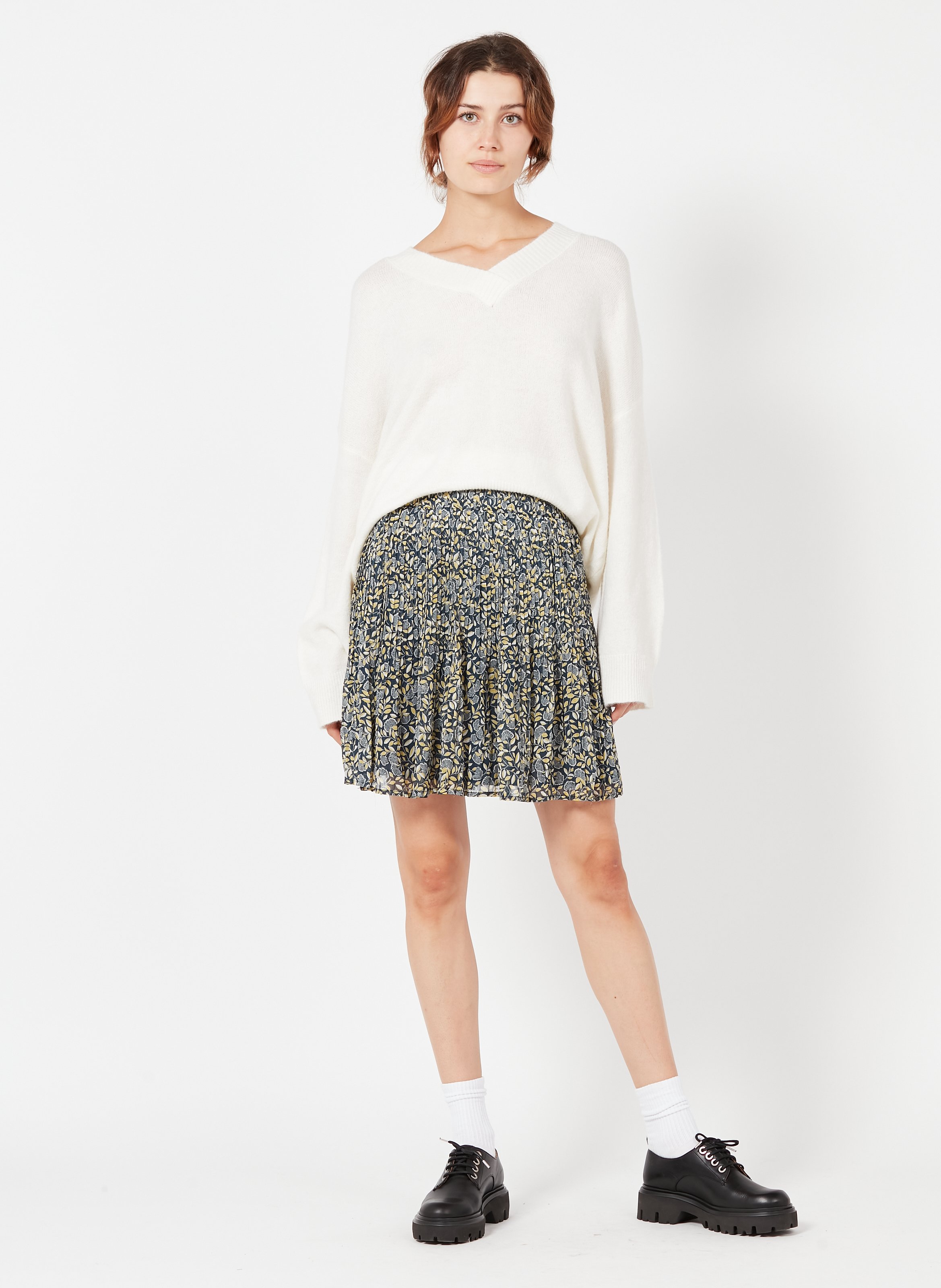 floral skirt combination