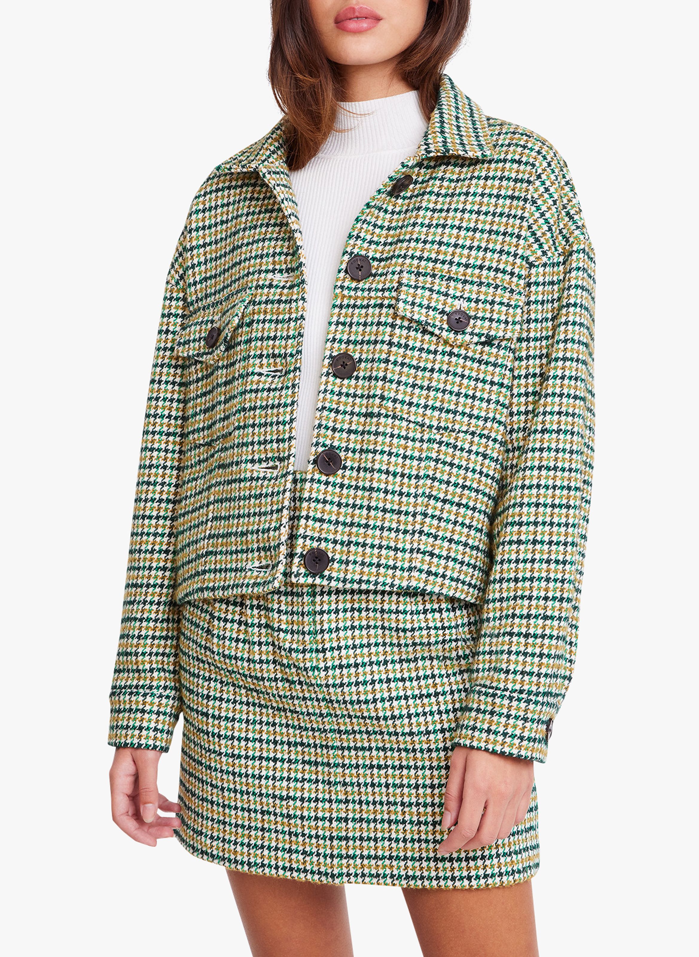 green houndstooth jacket