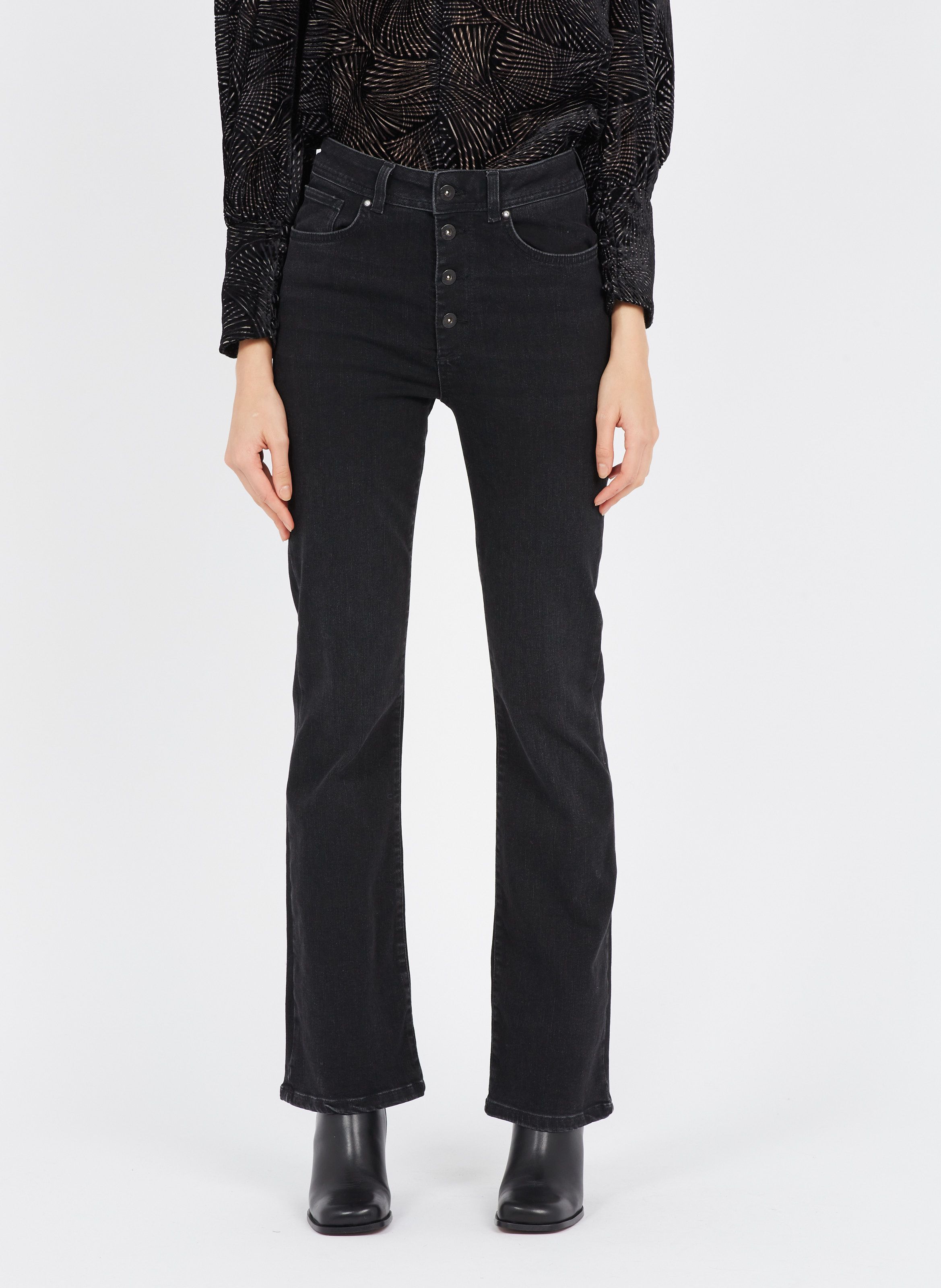 black long leg jeans