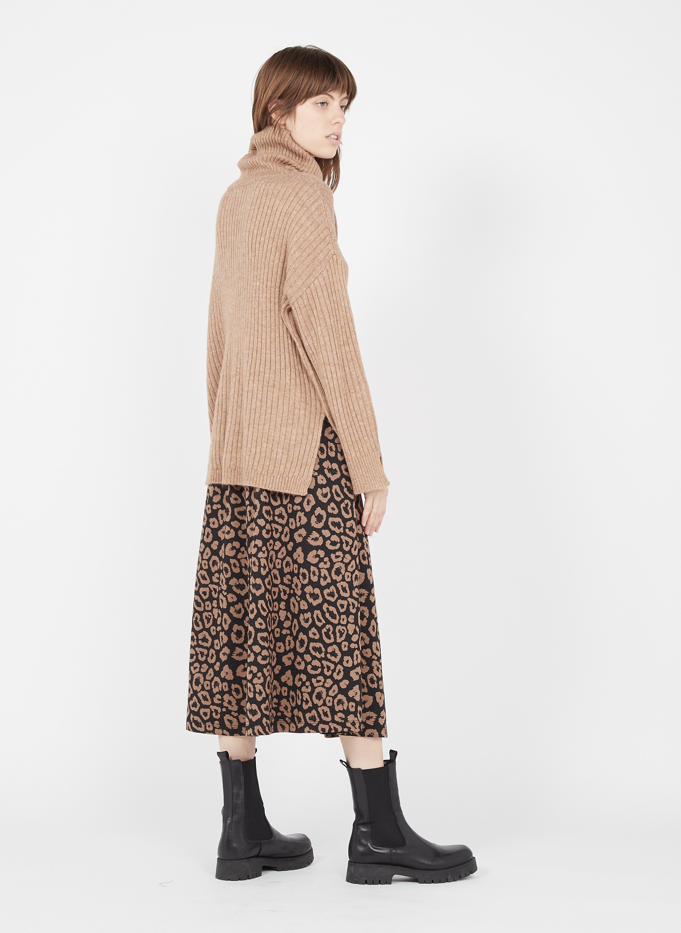knit leopard skirt