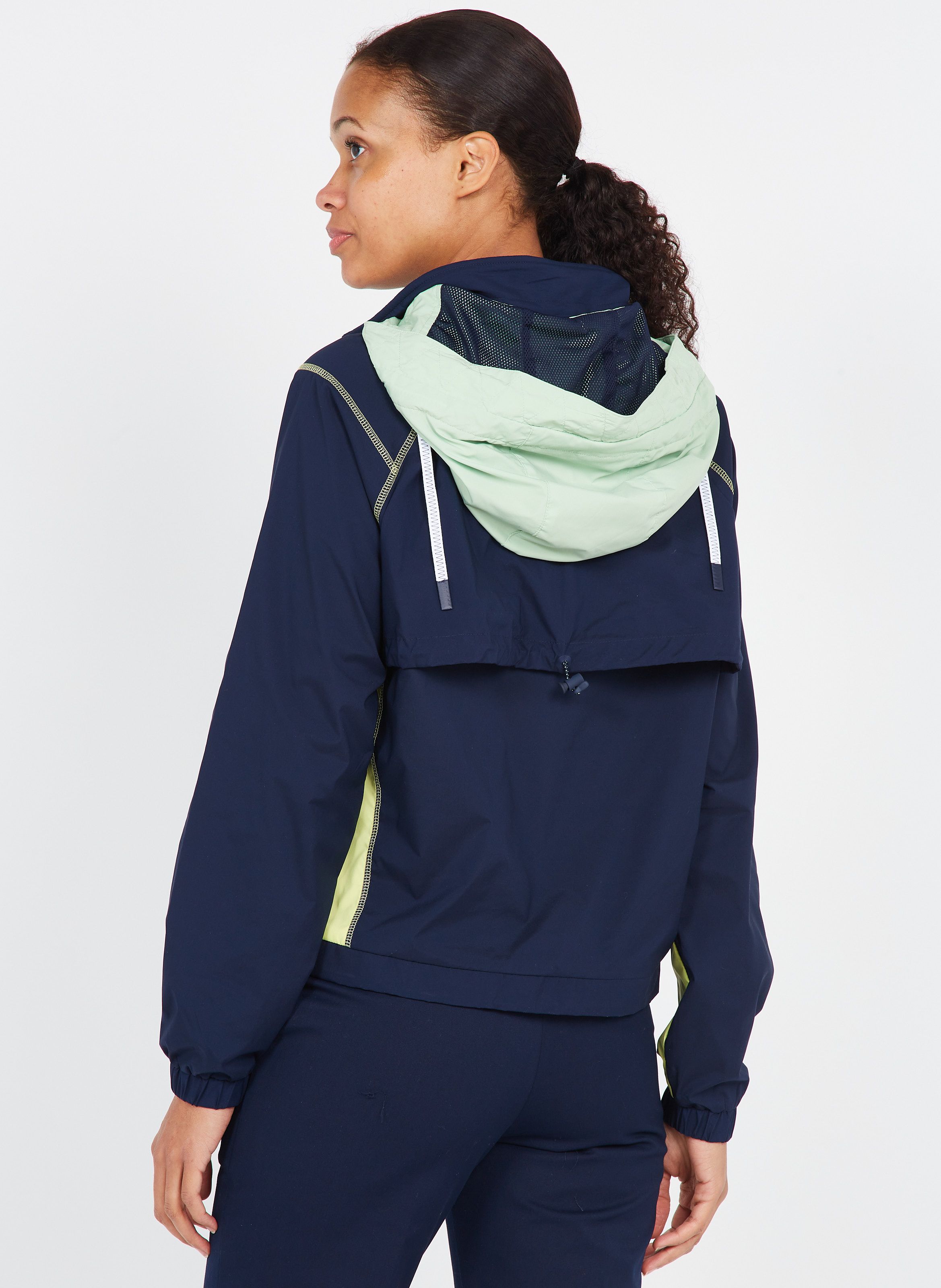 windrunner lacoste