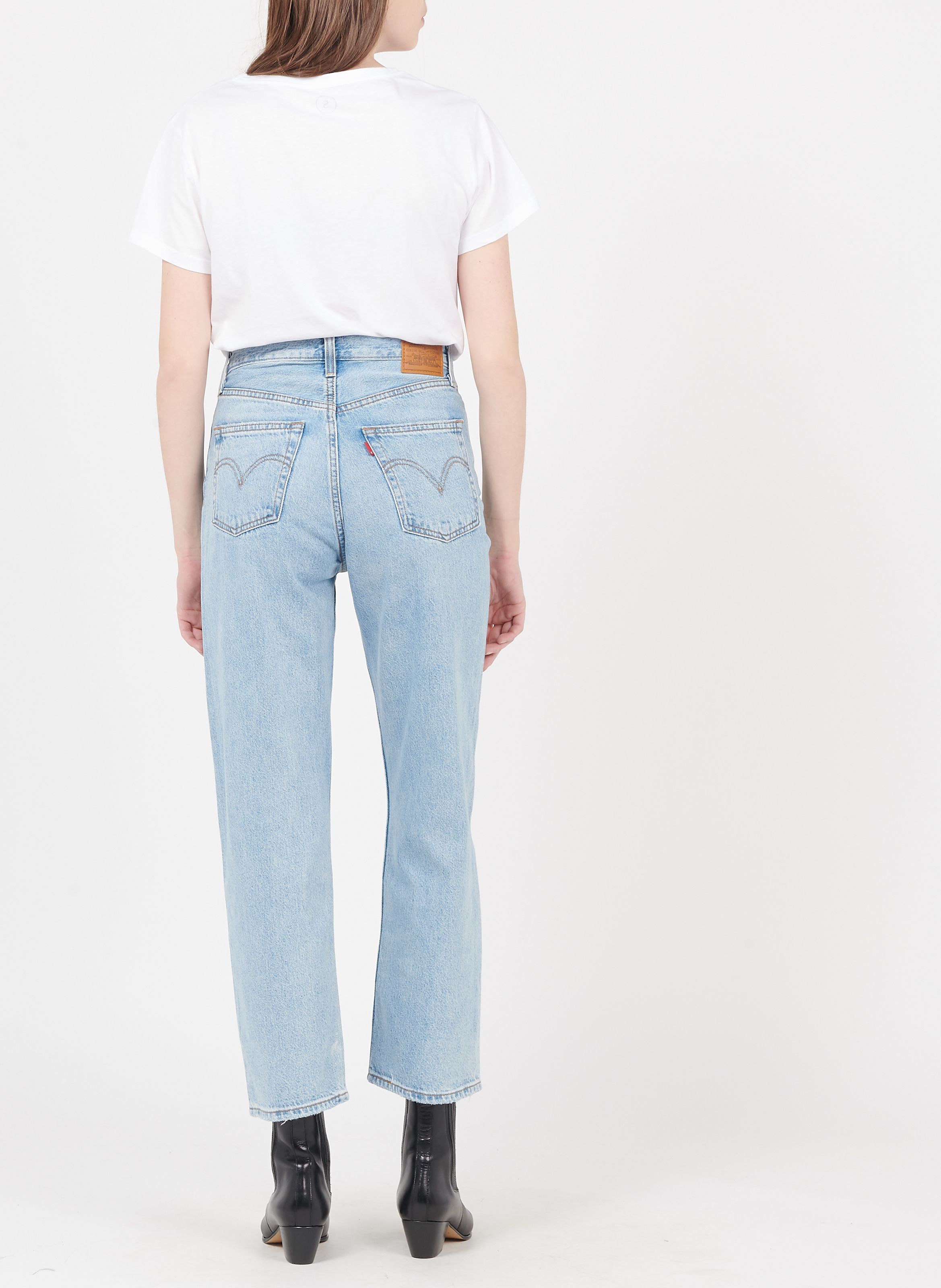 levis high waisted crop jeans