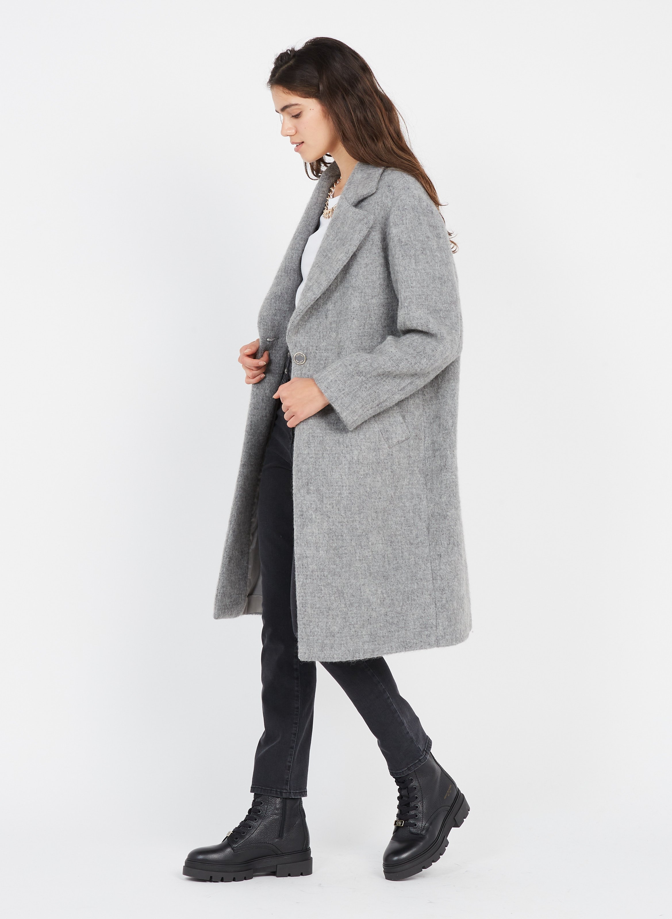 rapha pro team lightweight wind jacket