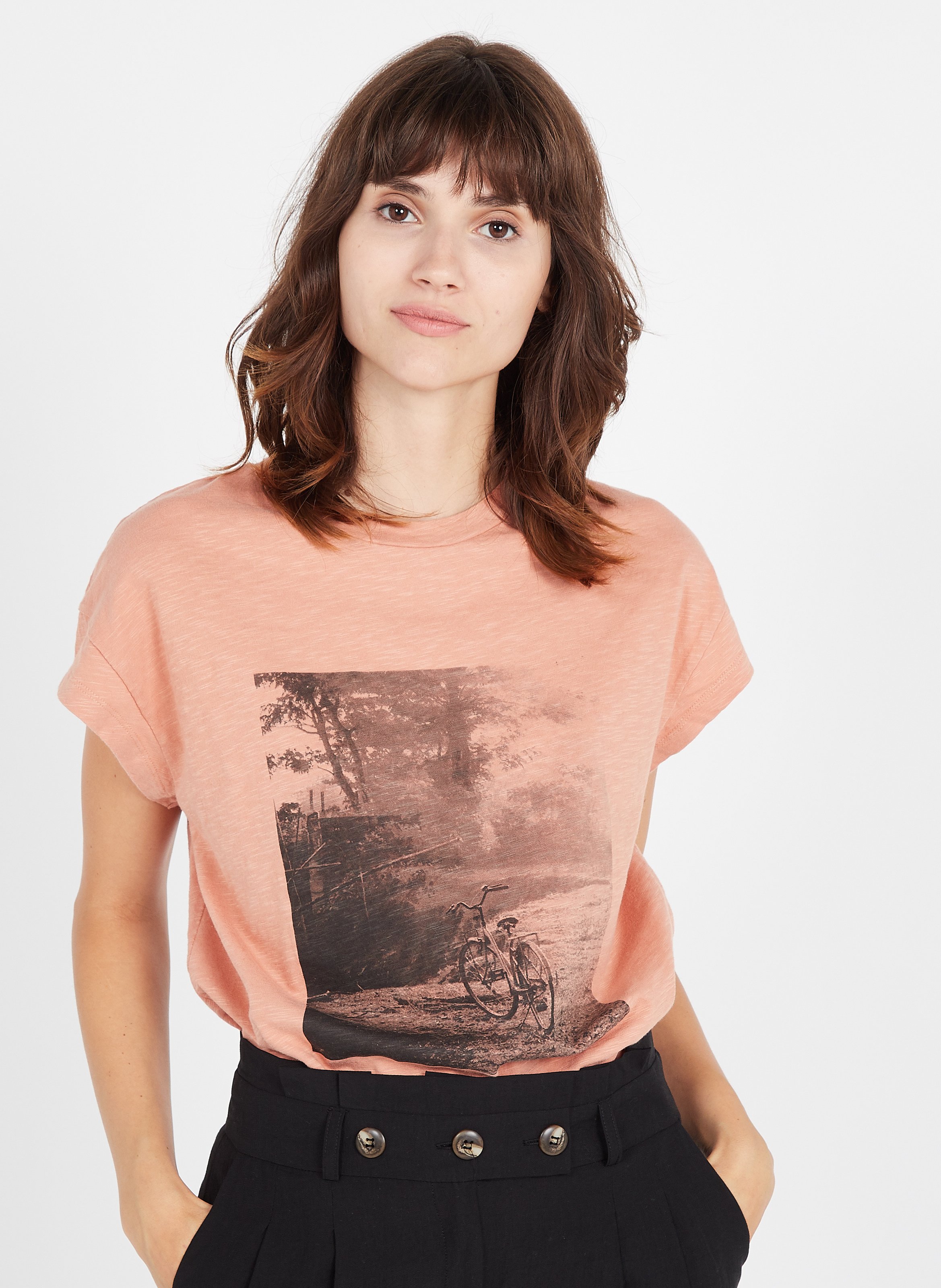 Top Women - page 2 | Place des Tendances