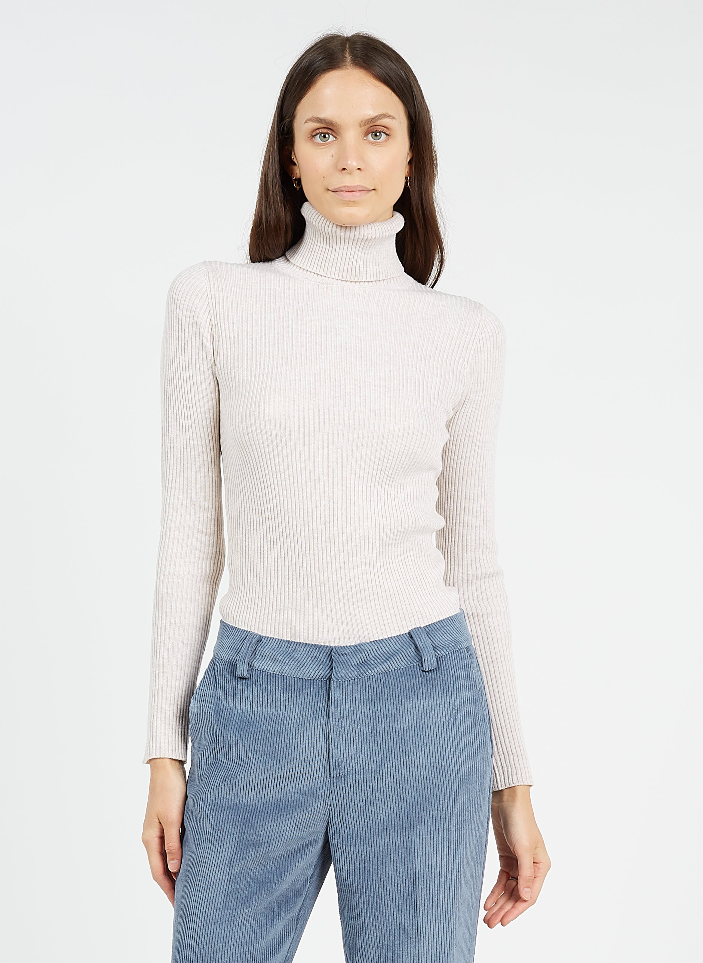 women's knit turtleneck sweater