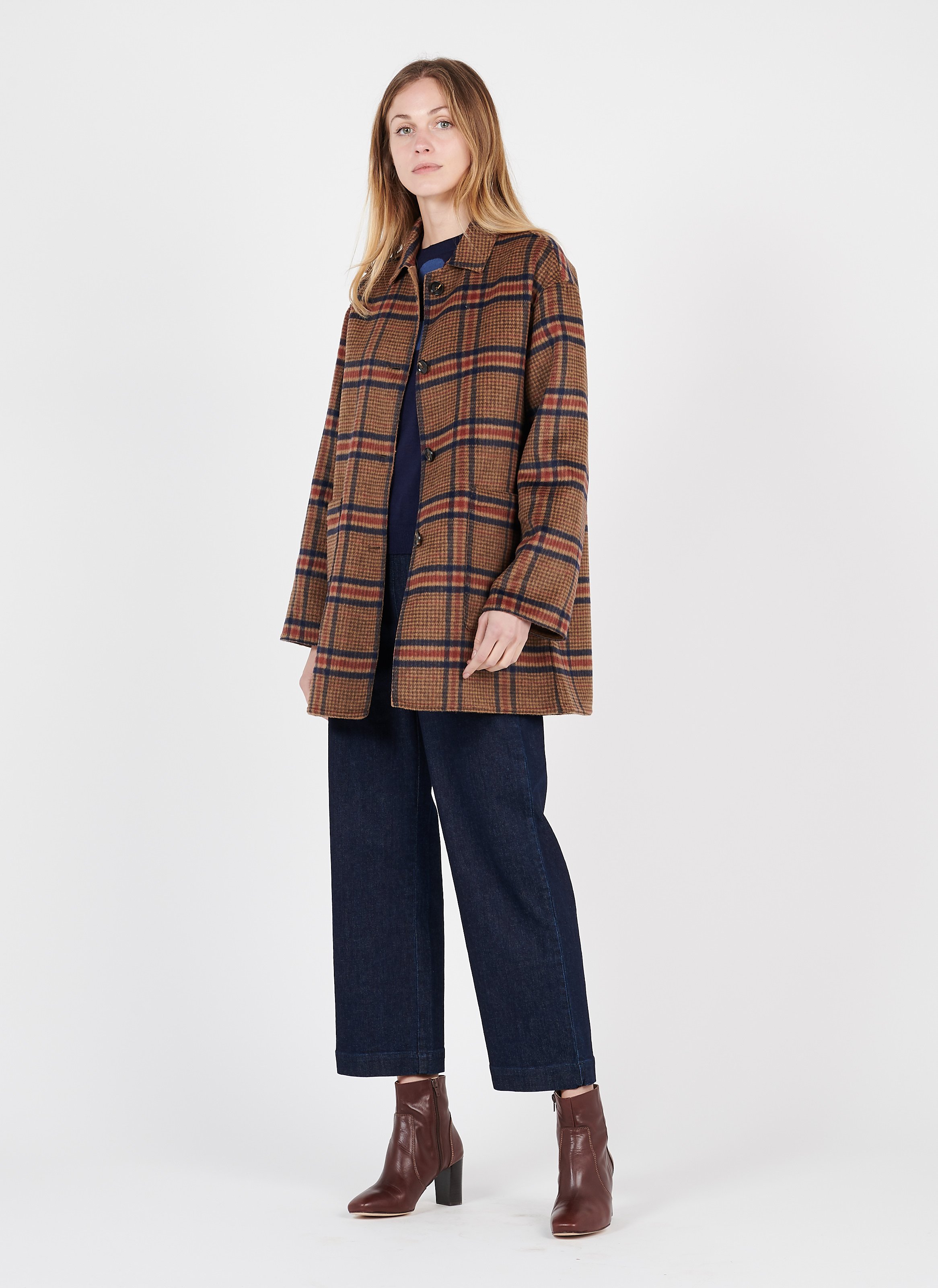 pull and bear checked coat