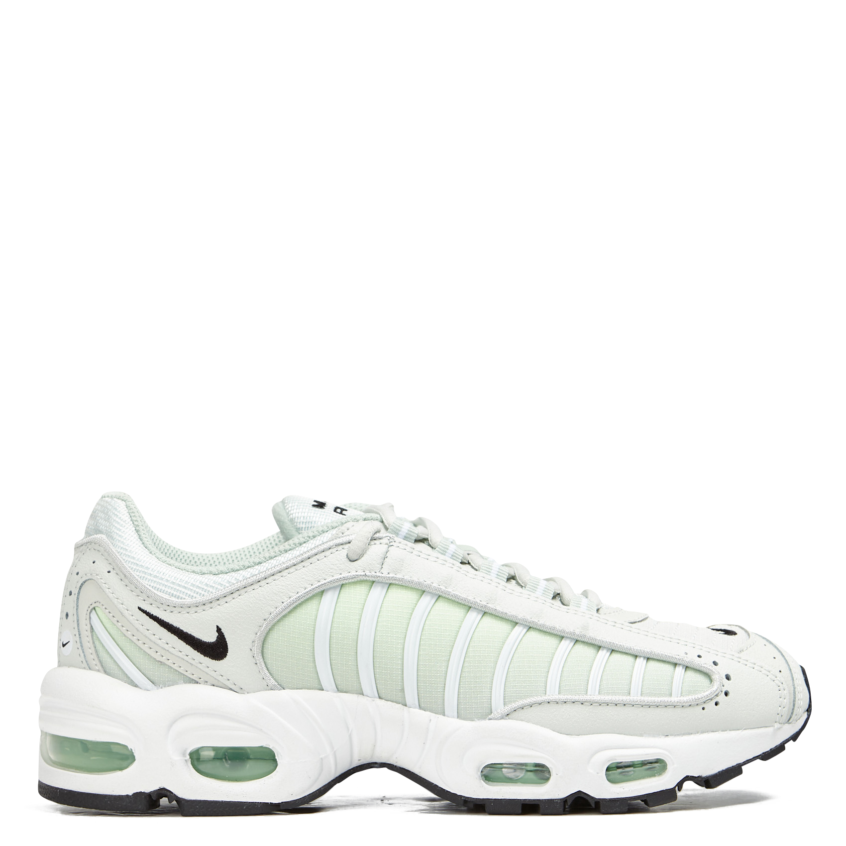 white & black air max tailwind iv sneakers