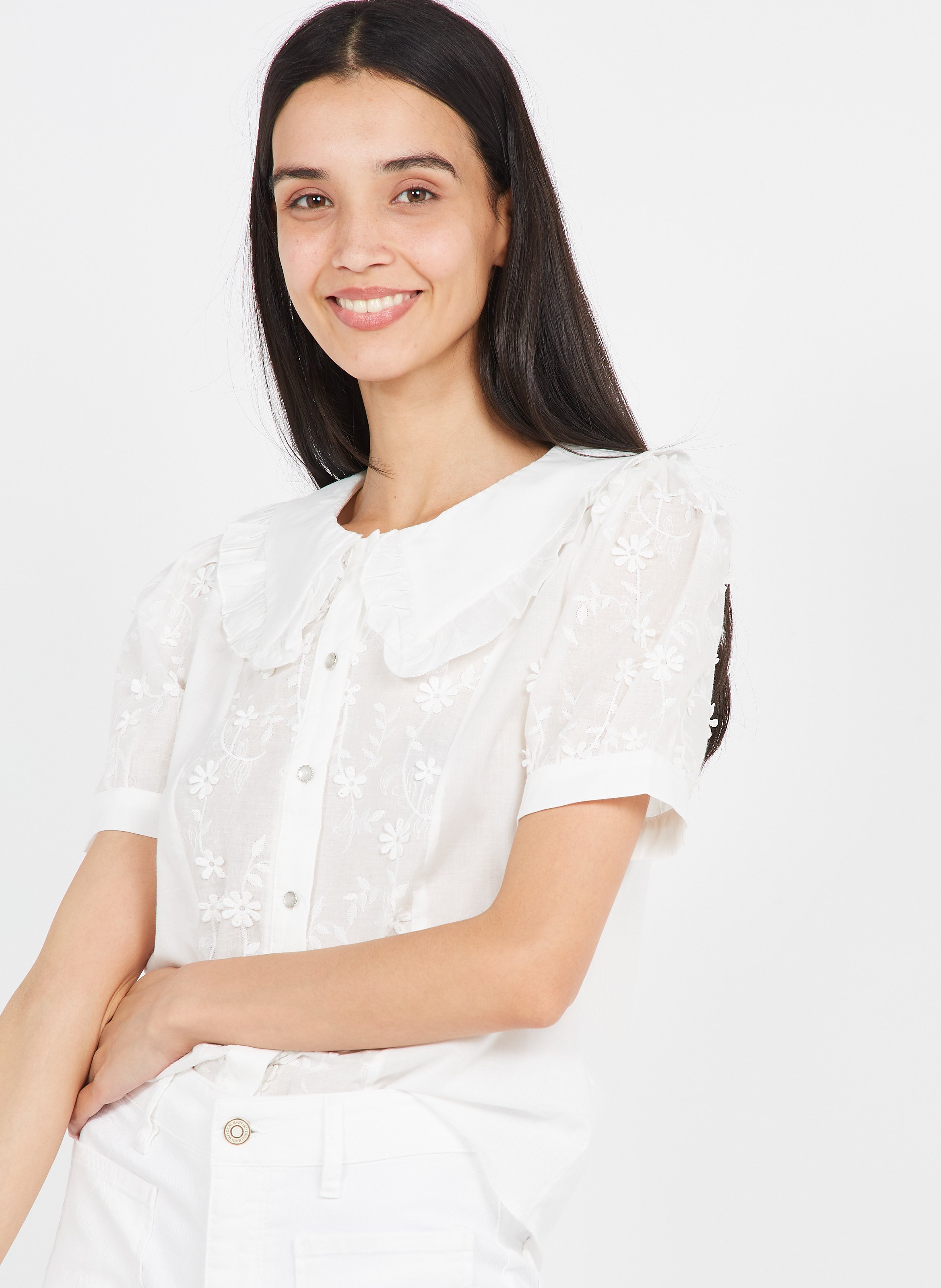Peter Pan Collar Cloud Dancer Object 