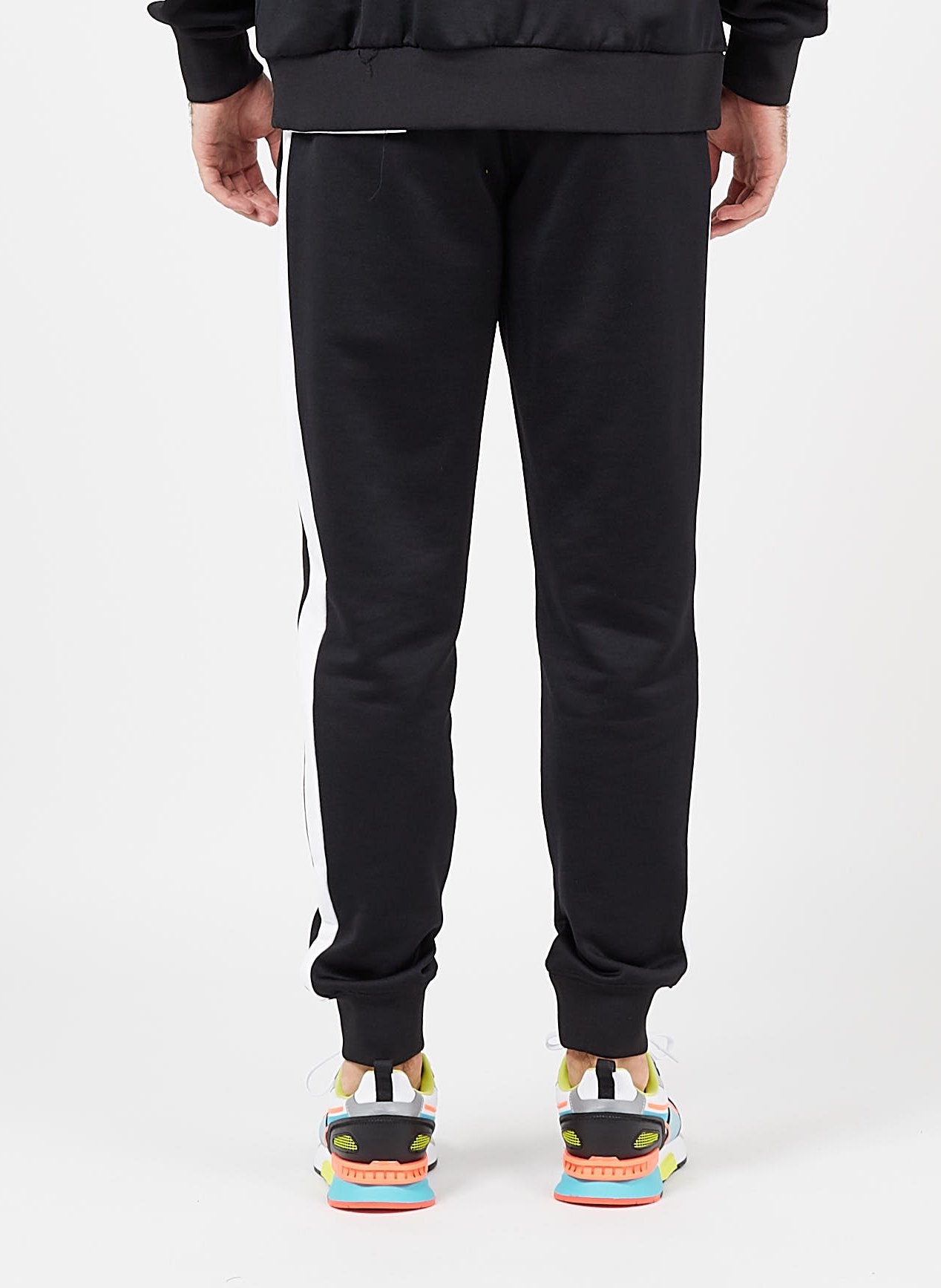 puma joggers black