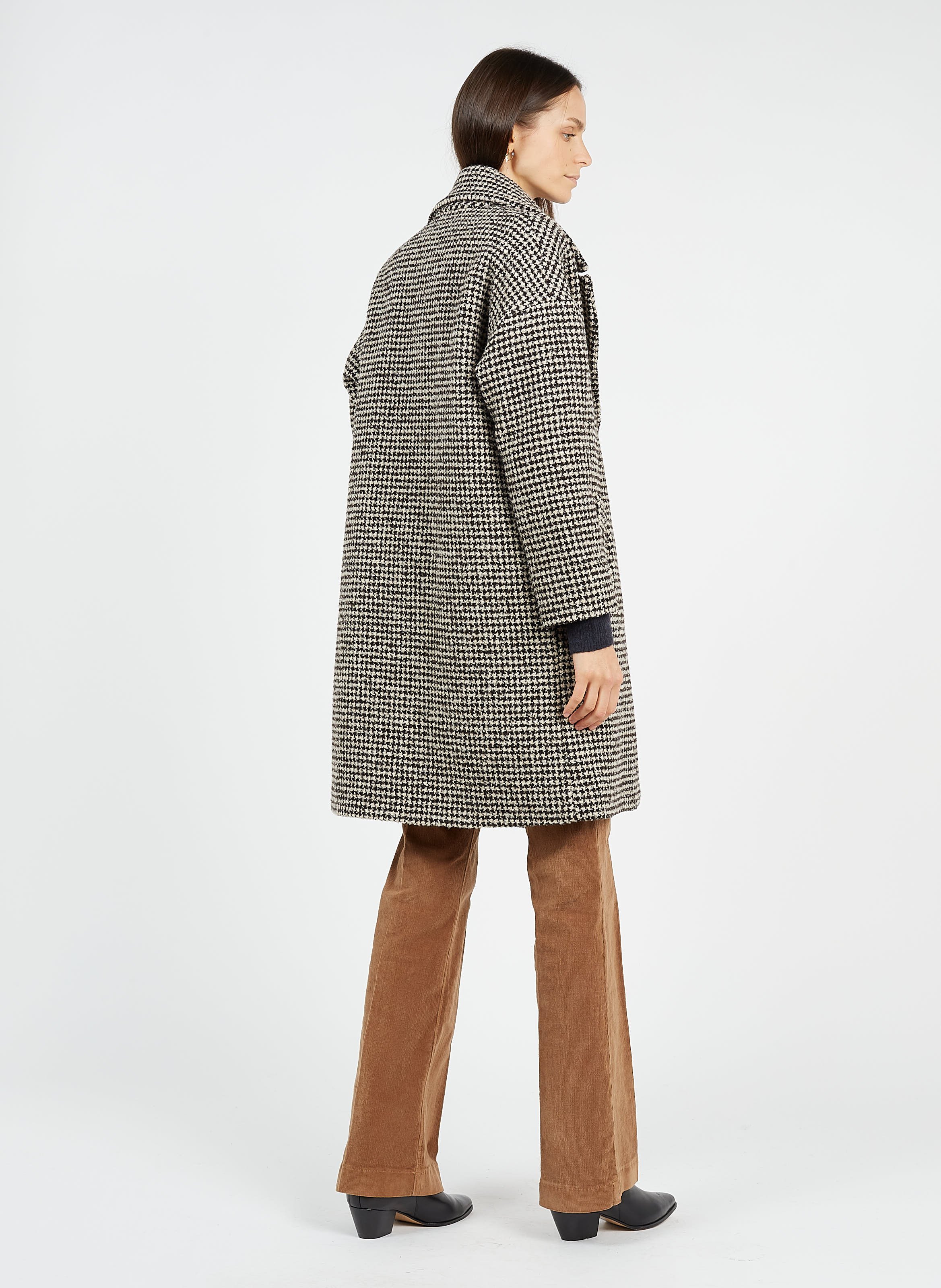 oversized houndstooth coat
