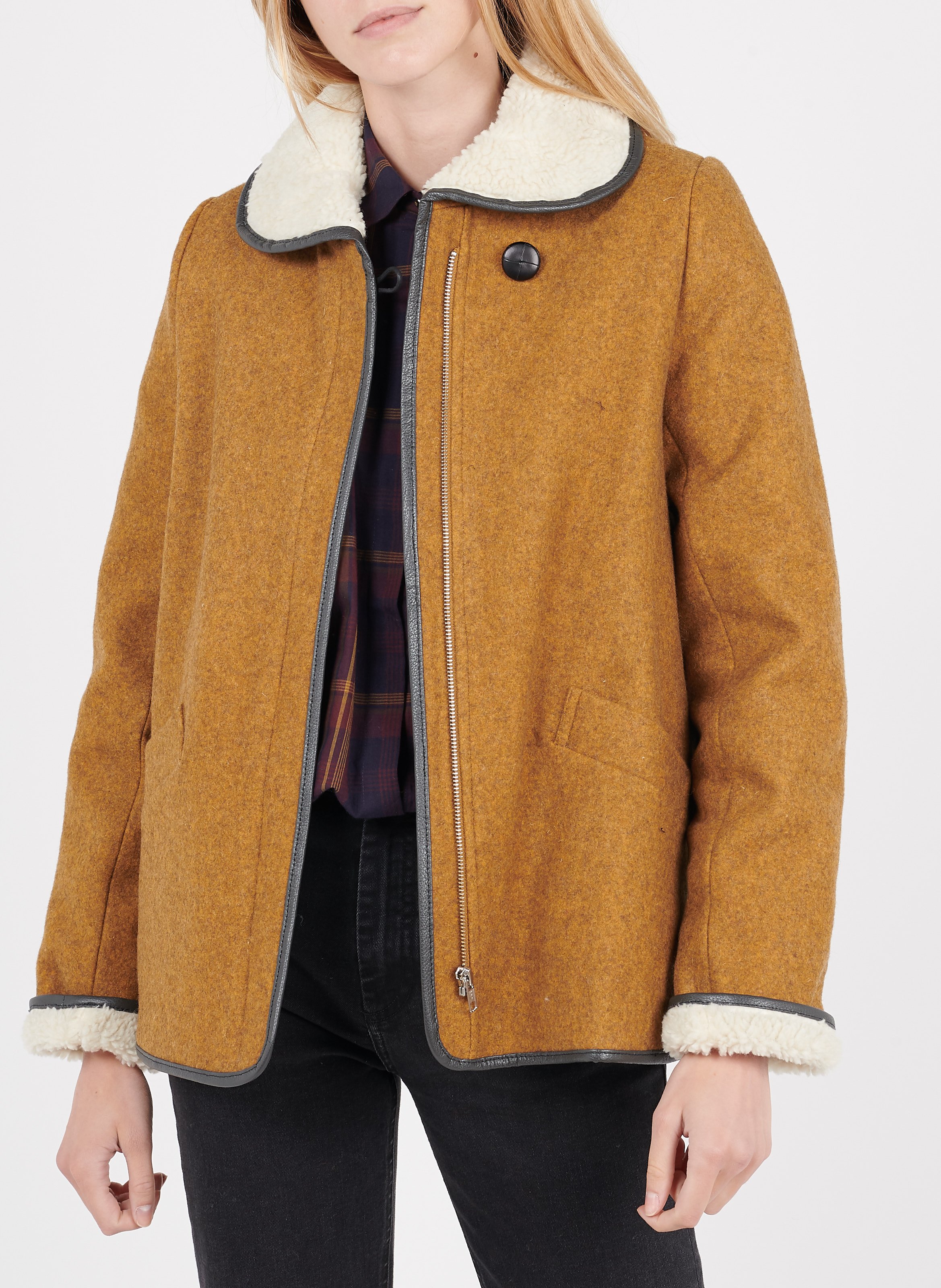 wool collared jacket