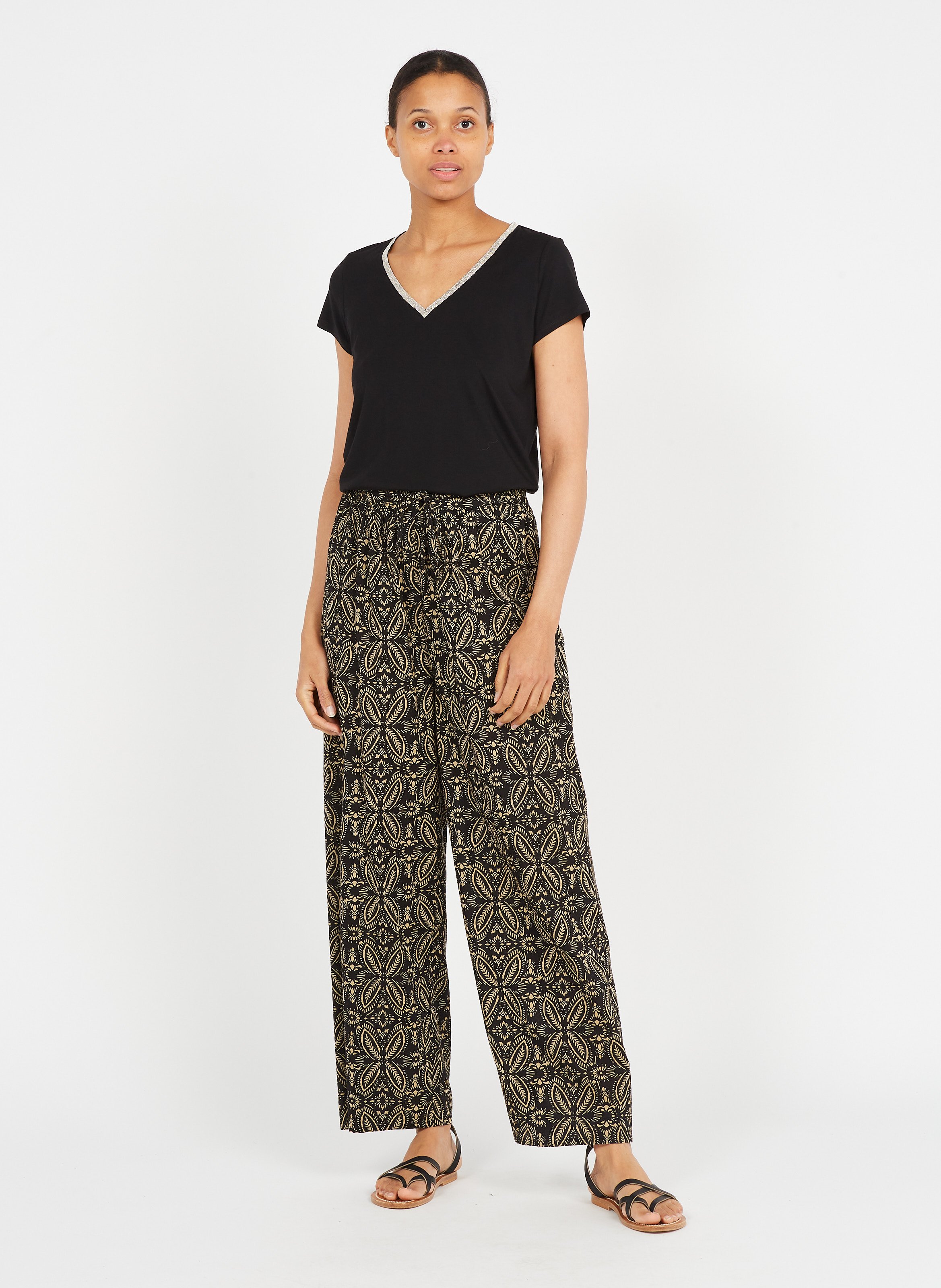 Viscose V-neck T-shirt Noir Sud Express 