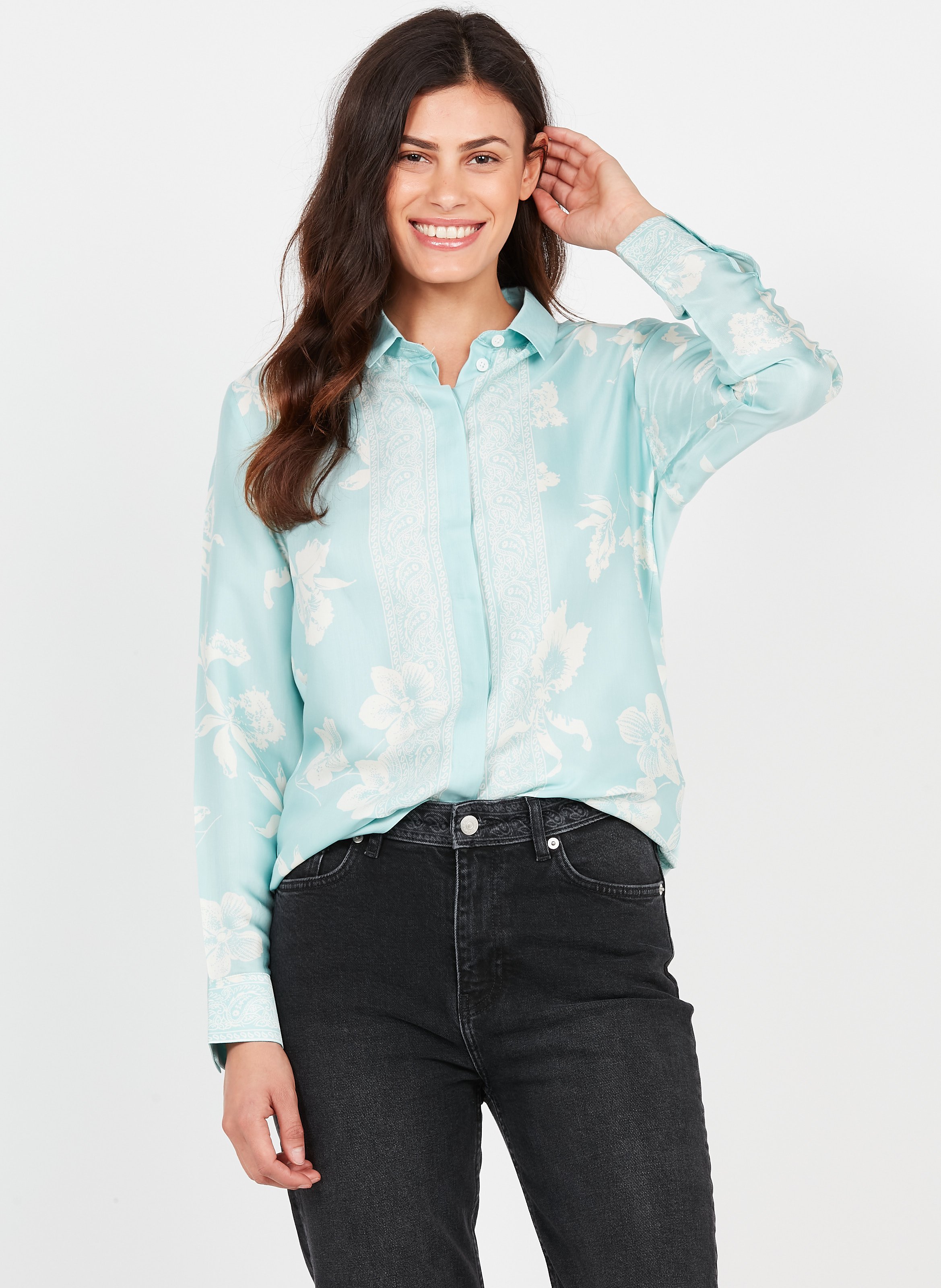 Floral Print Shirt With Classic Collar 