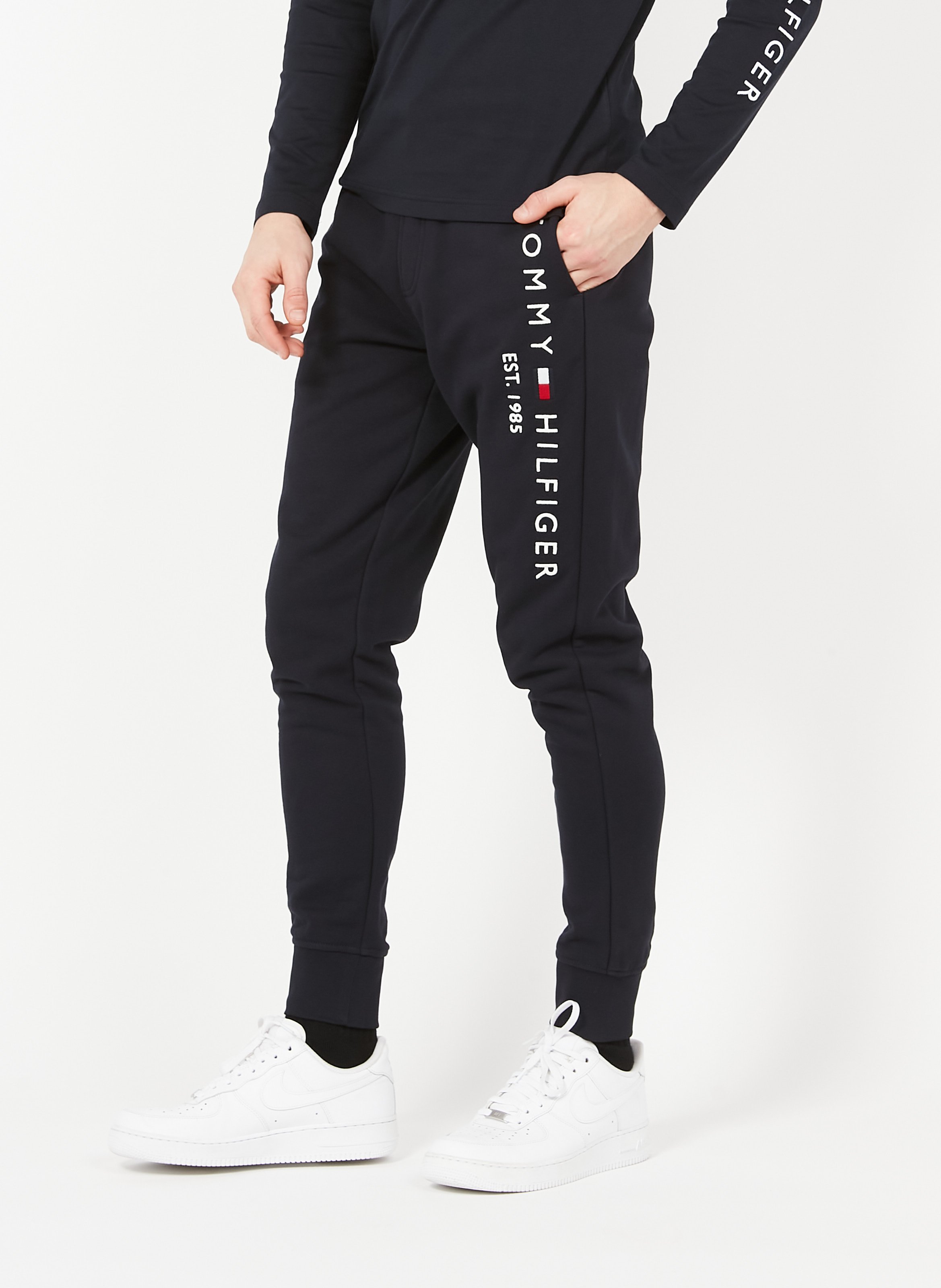 tommy jogger