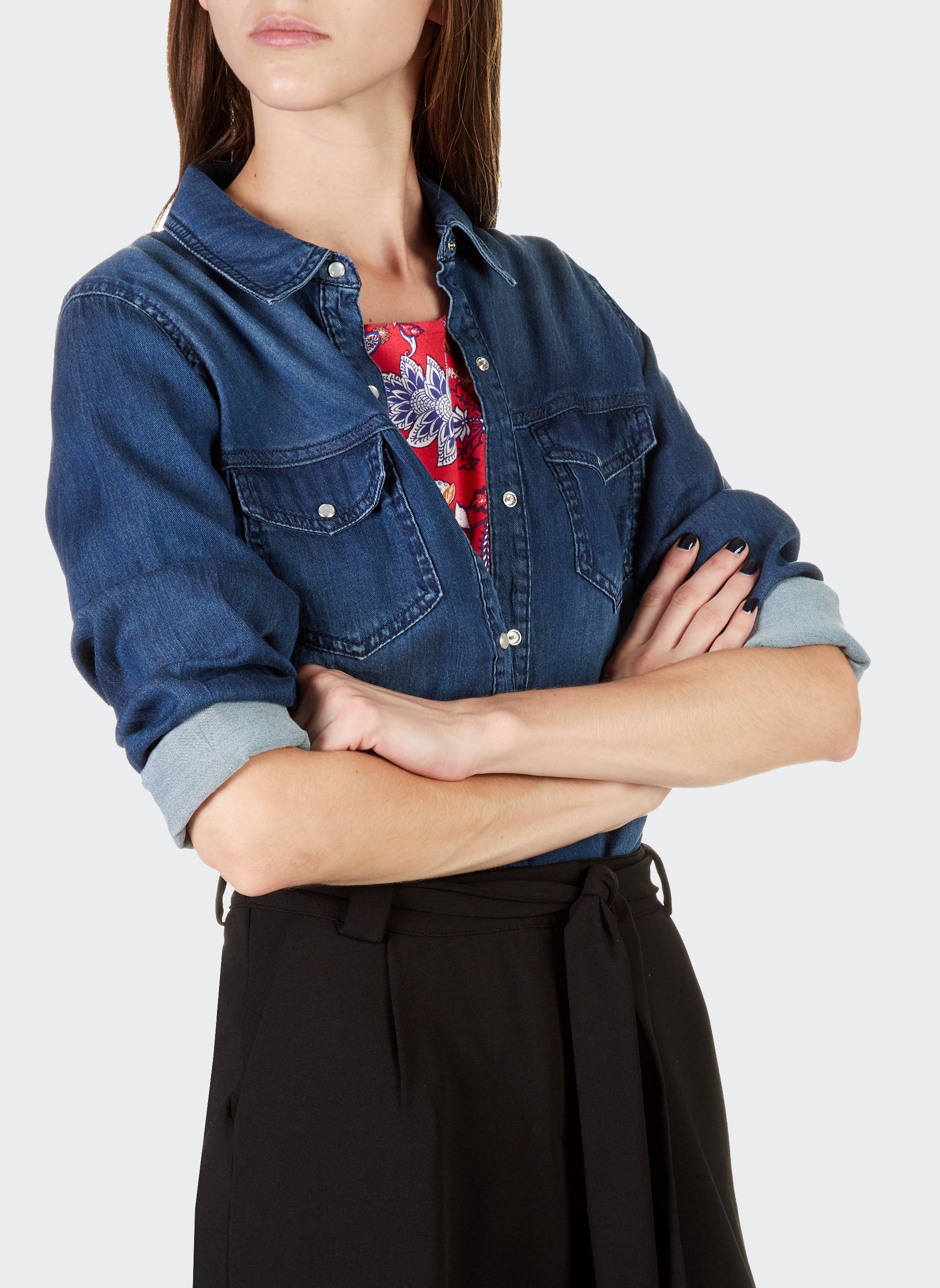 Sale Buttoned Denim Shirt With Classic 