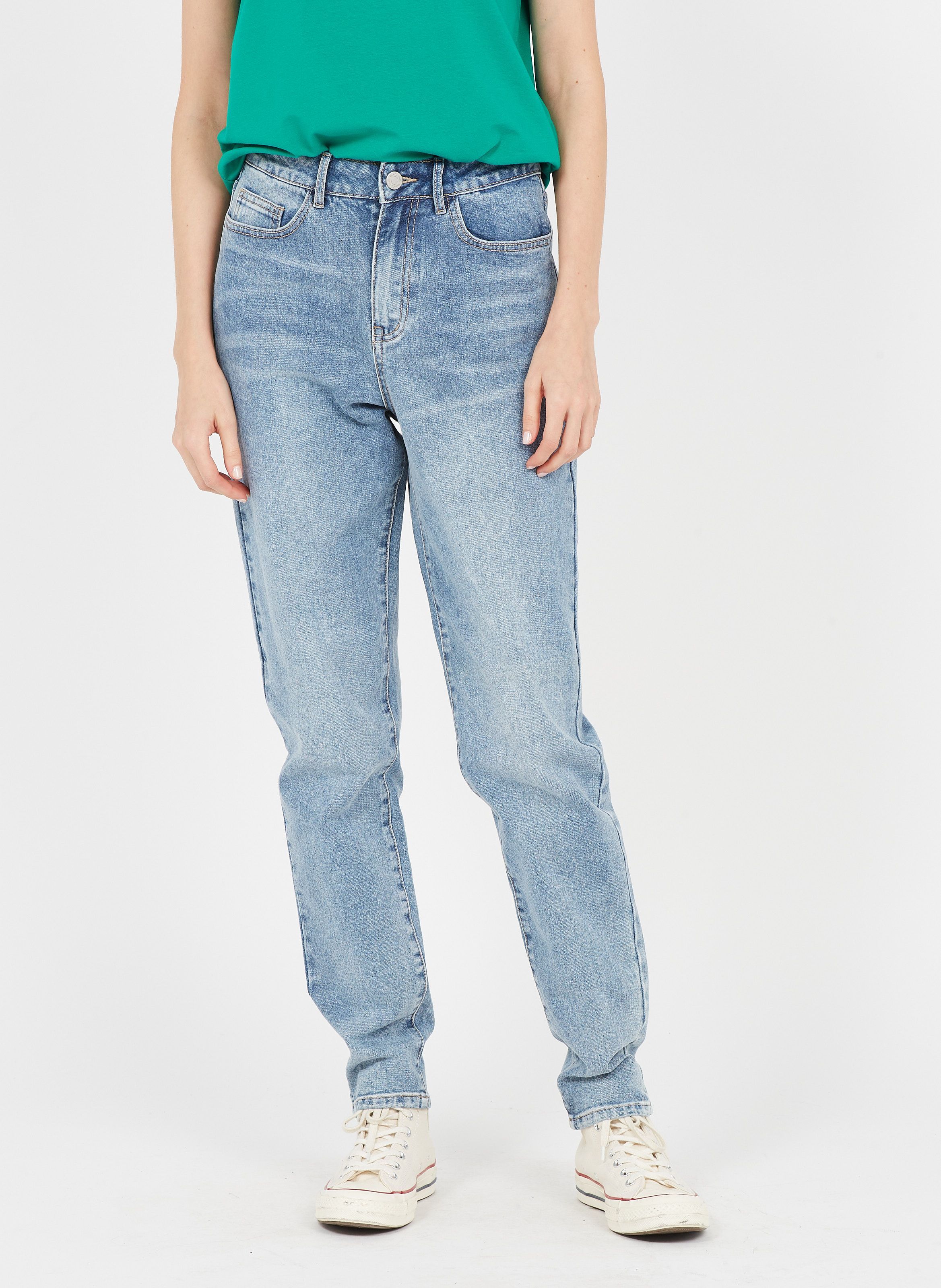 mom jeans under 700