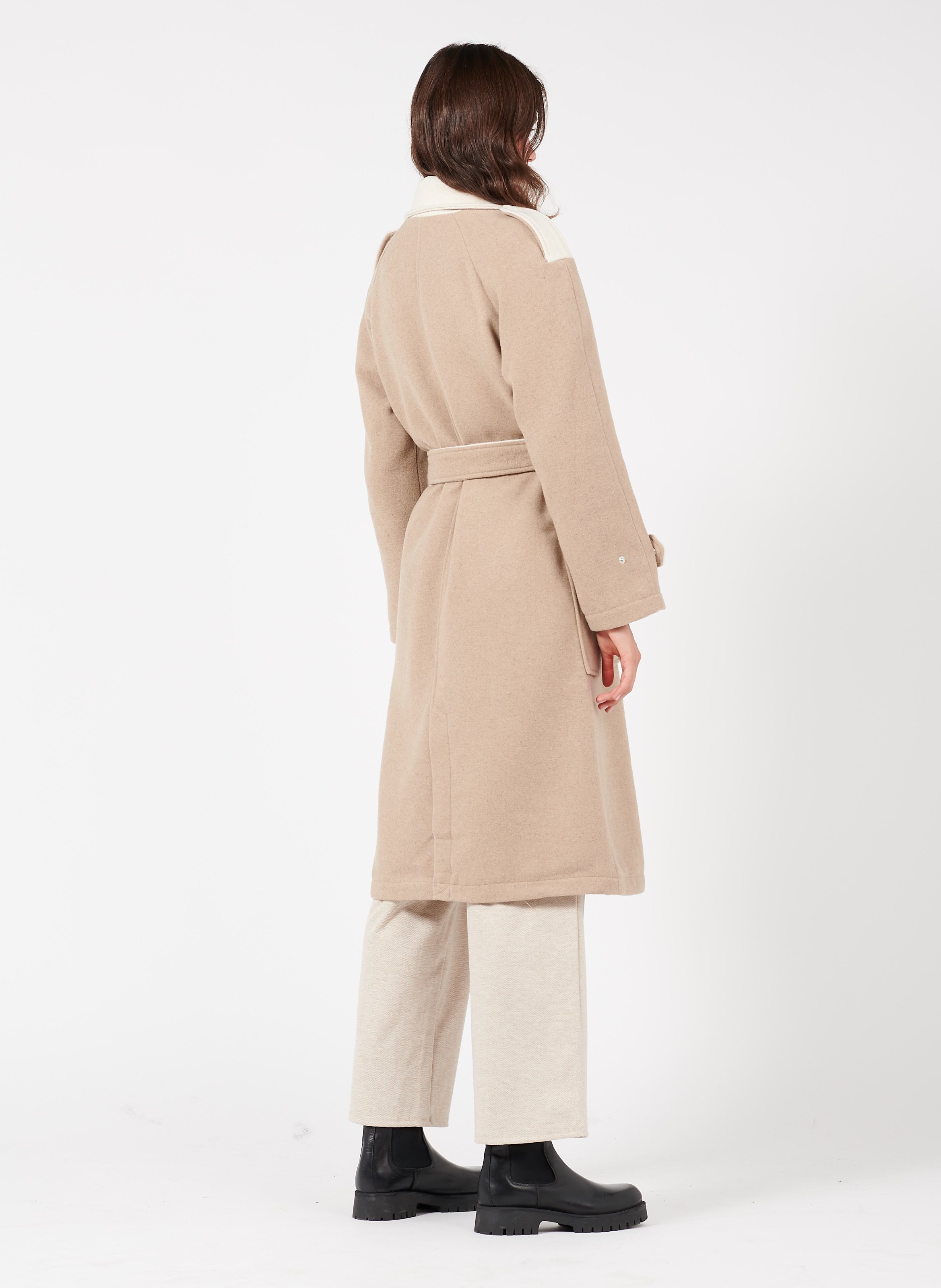 vila camel coat