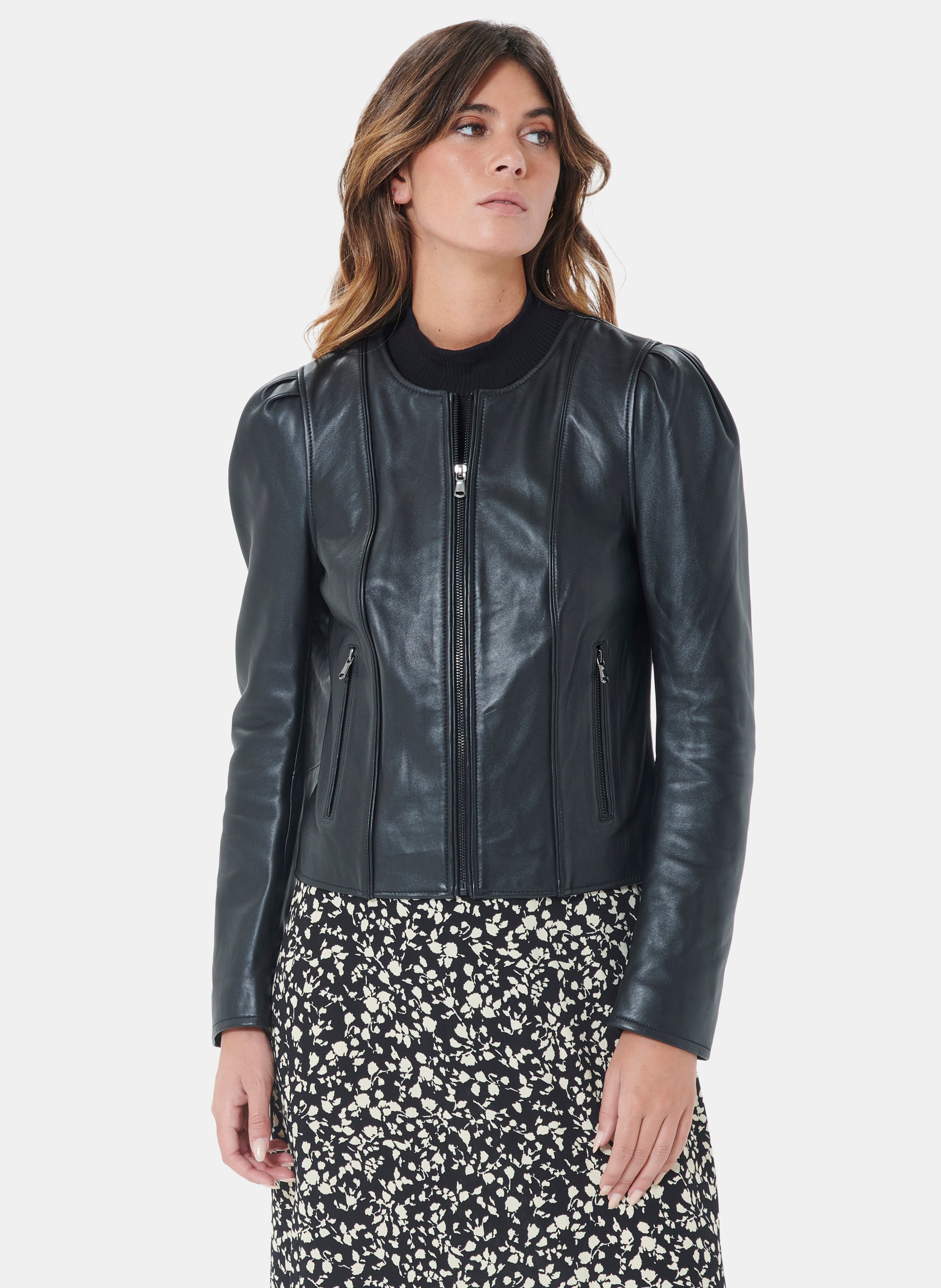 round collar leather jacket