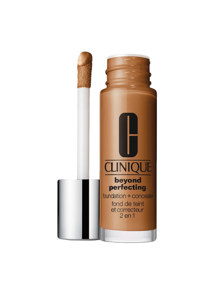 CLINIQUE Beyond Perfecting - Base de maquillaje y corrector 2 en 1 en  - 24 GOLDEN