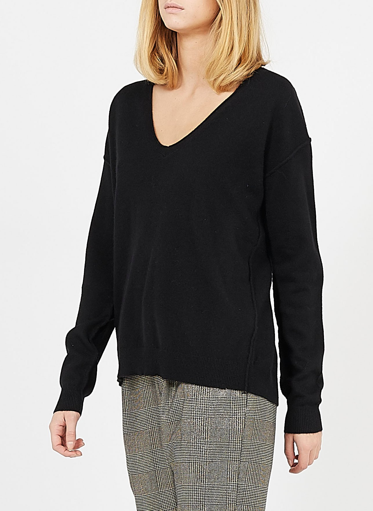 Jersey negro de pico Clearance