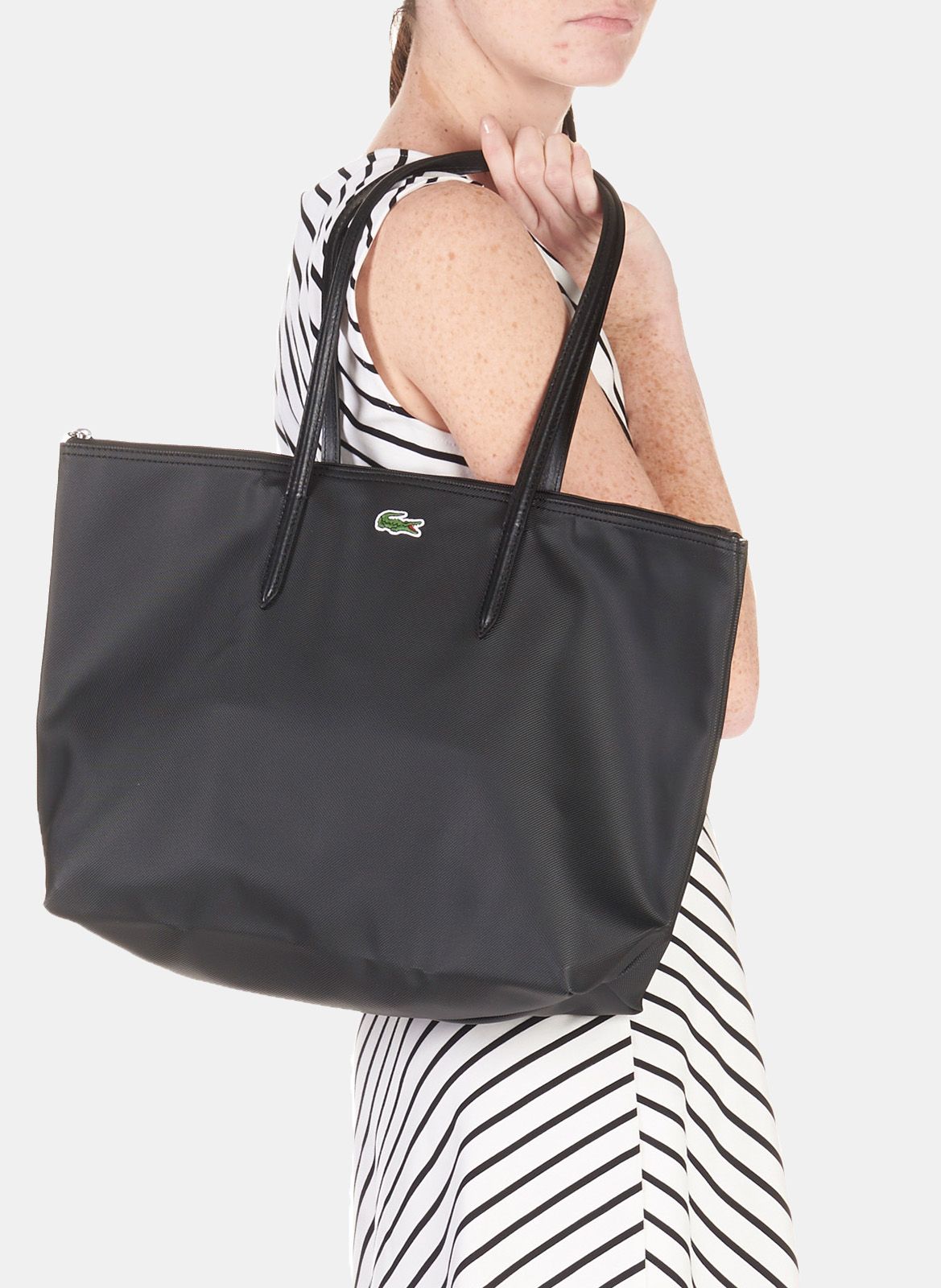 Bolso Shopper De Lona Impermeable Noir Lacoste Mujer Place des