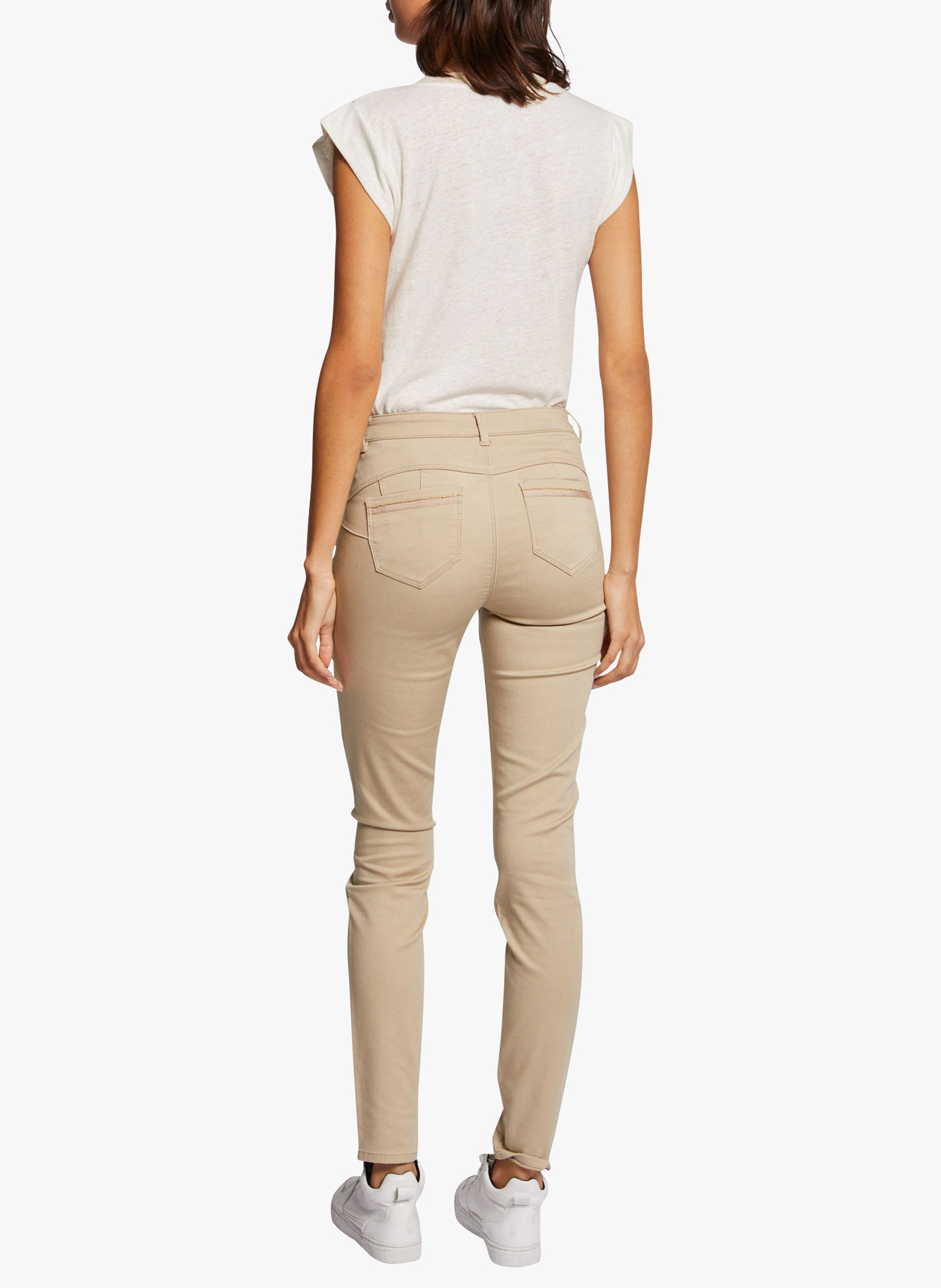 Pantalones de vestir de color beige para mujer | FASHIOLA.mx