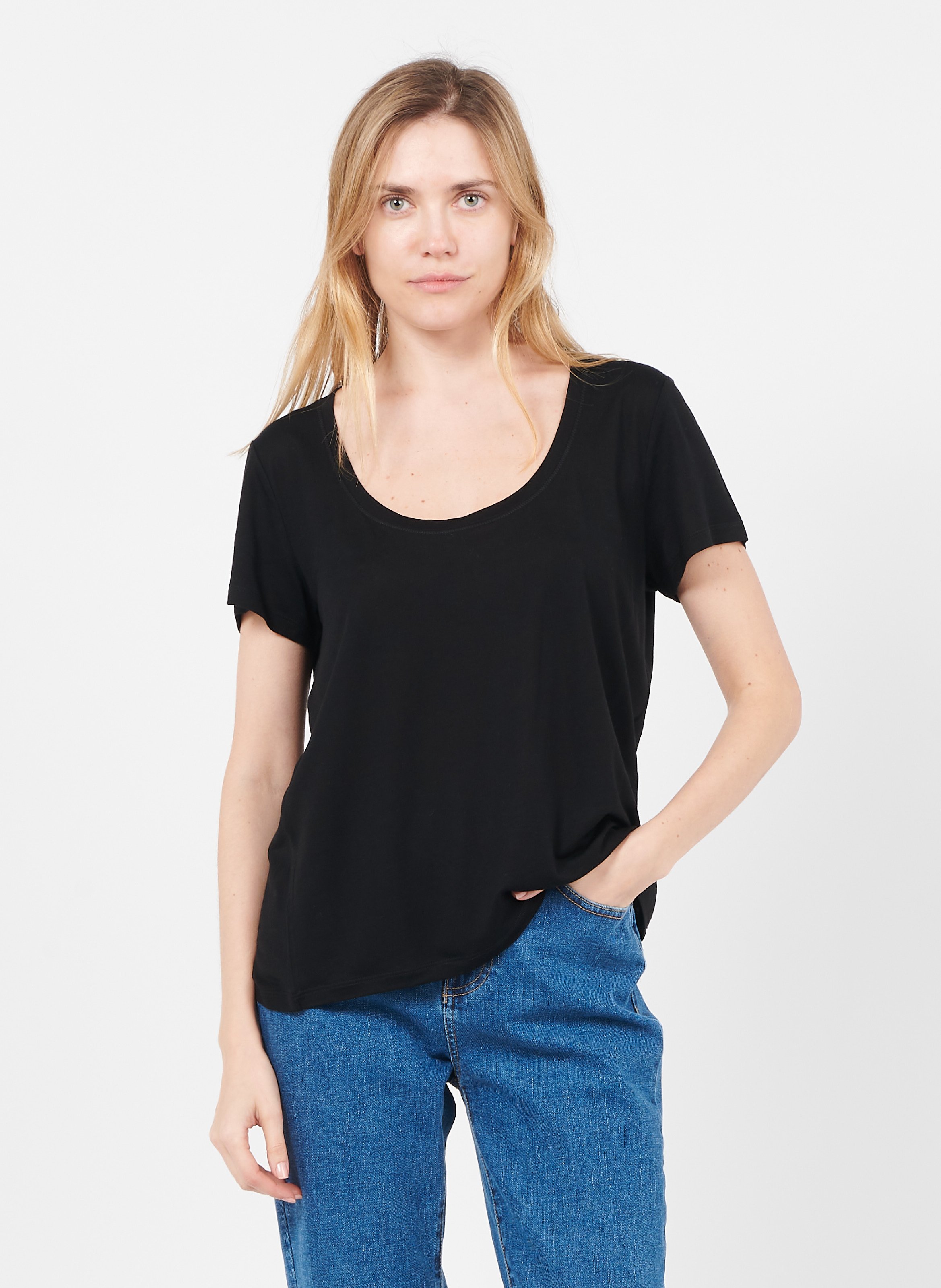 T-shirt Noir Gérard Darel En Lin – Taille 2 (38), Occasion Très Bon état, Manches Courtes