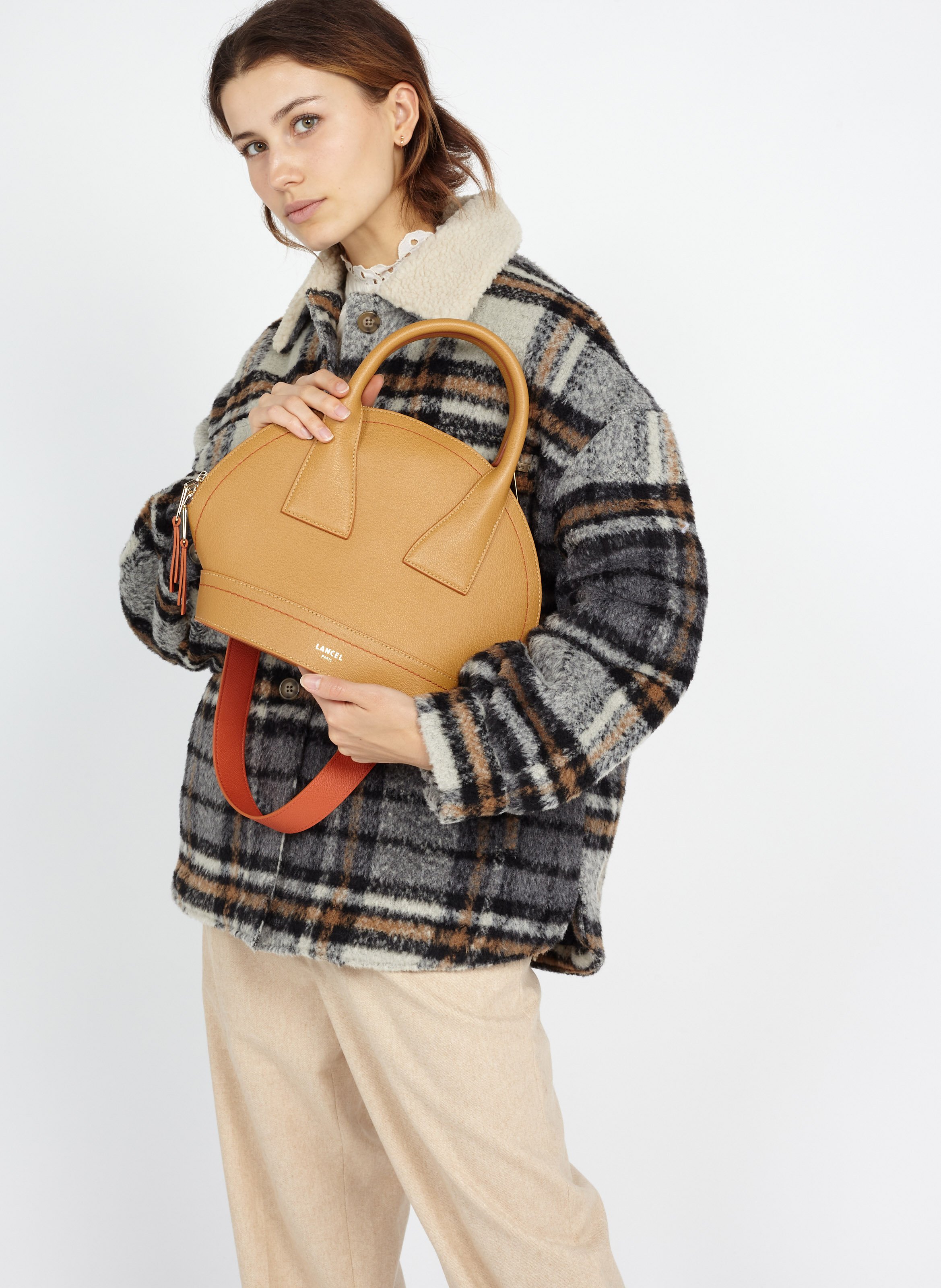 accroche sac à main lancel