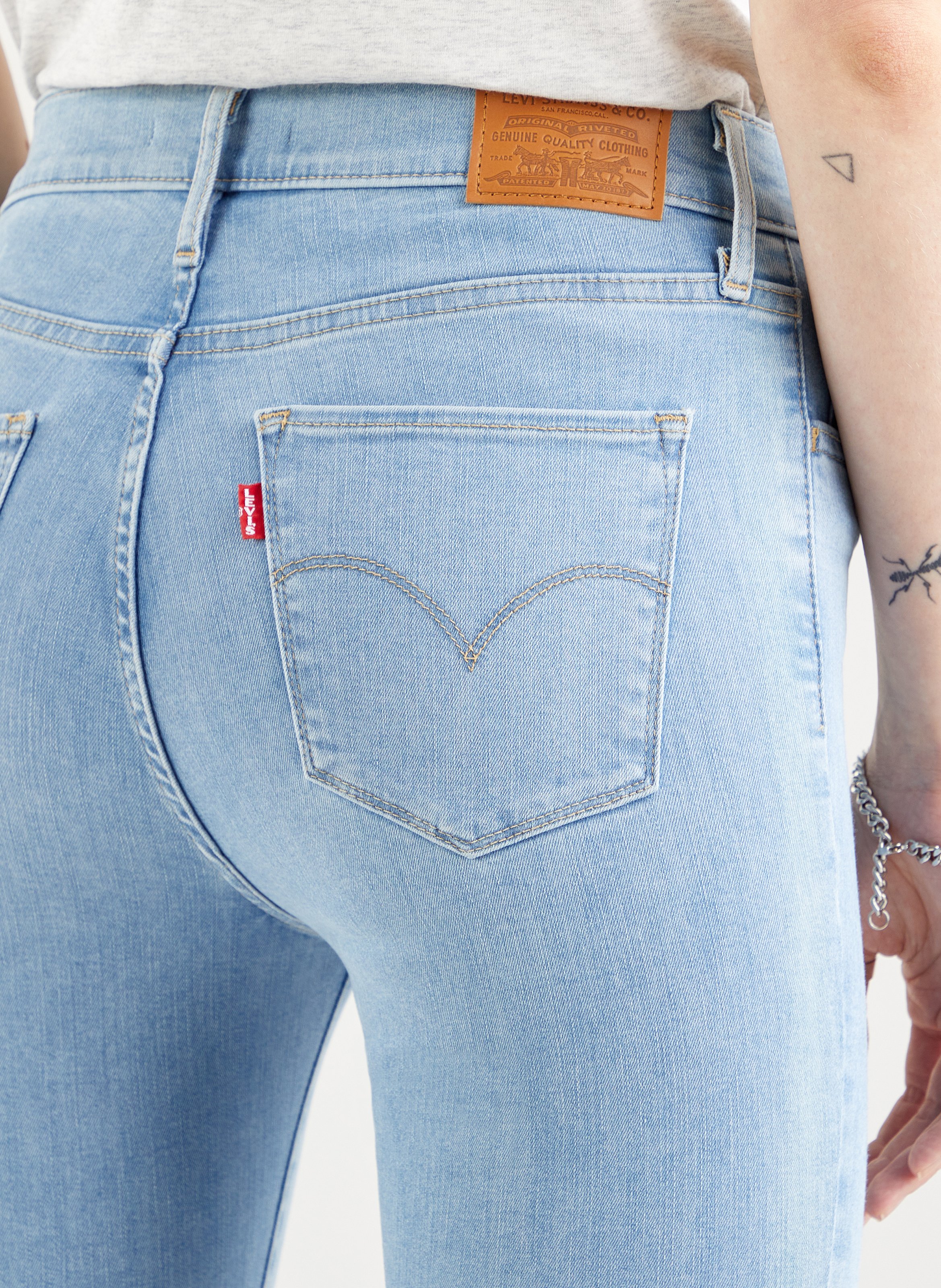Jean Skinny En Coton Mélangé Galaxy Piece Of Cake Levi's - Femme | Place des Tendances jean chaud femme