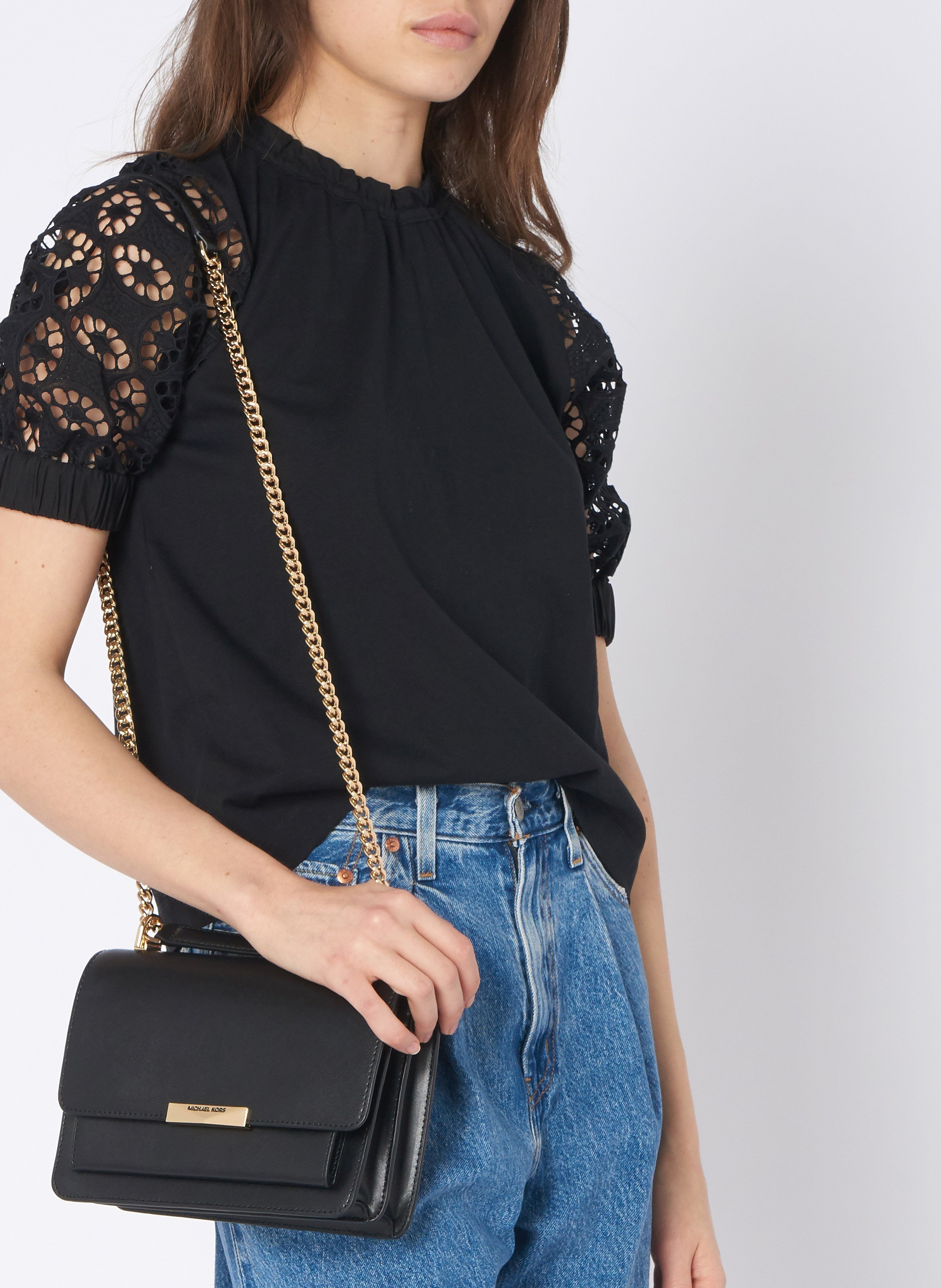 sac a bandouliere noir avec chaine