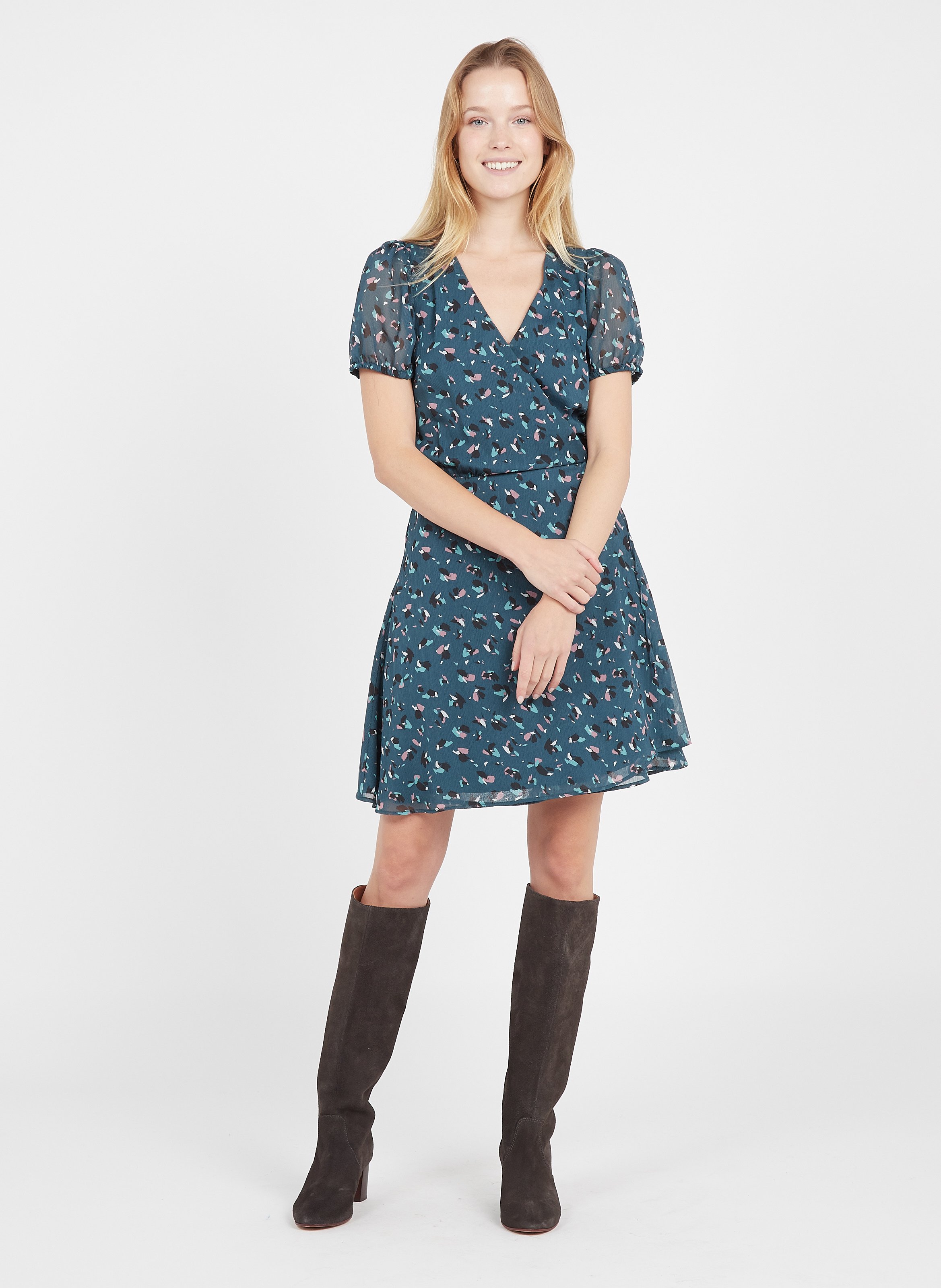 robe cache coeur bleu