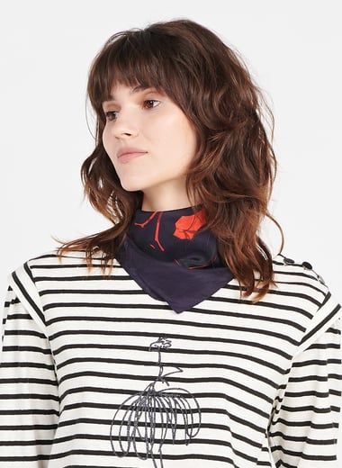 Carr� de soie imprim�  ONE STEP Carr� de soie imprim�  ONE STEP