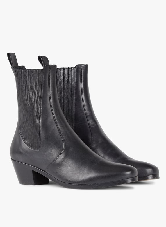 SOEUR GAZETTE Bottines a talons en cuir Noir