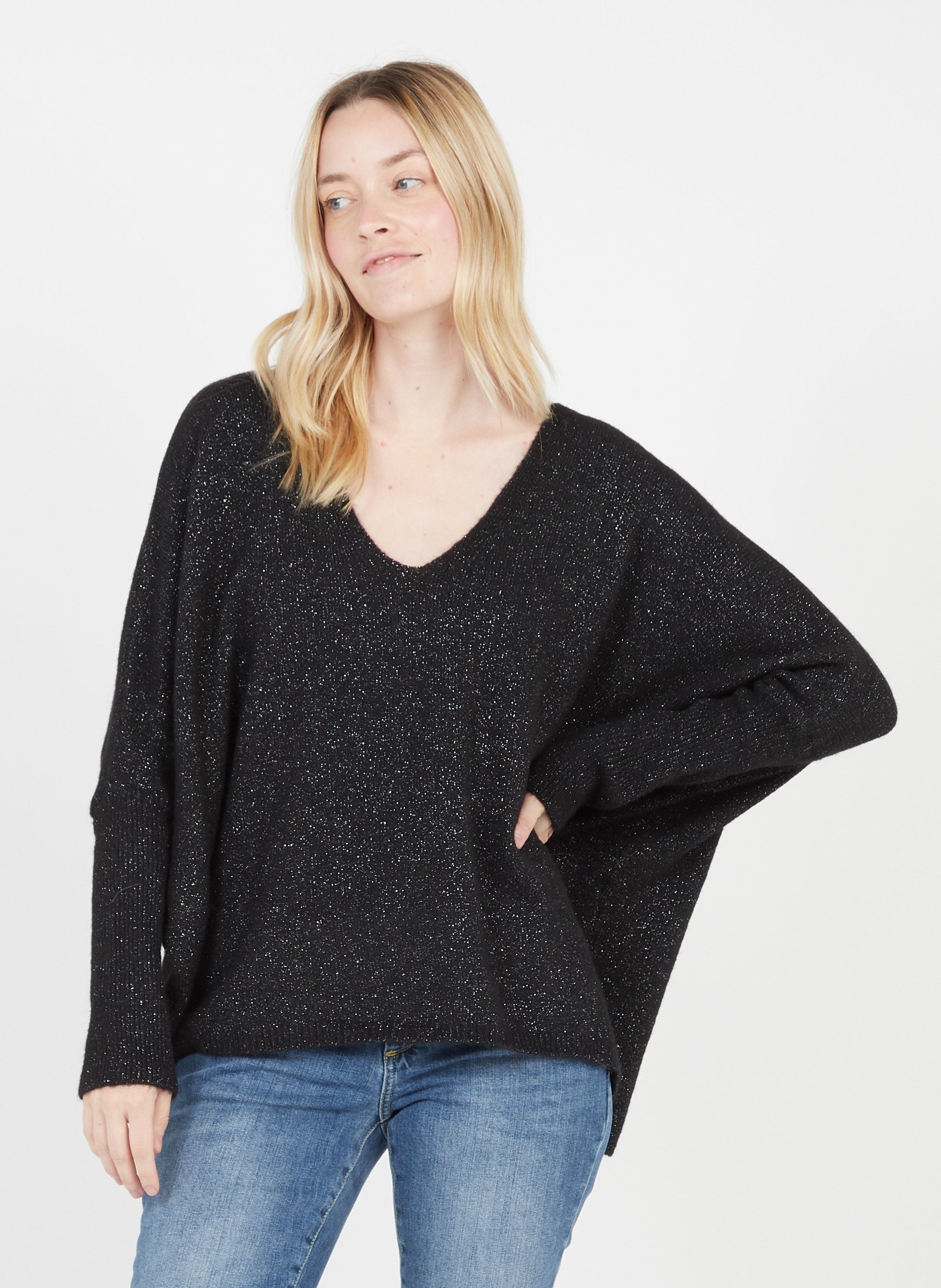 pull col lavallière