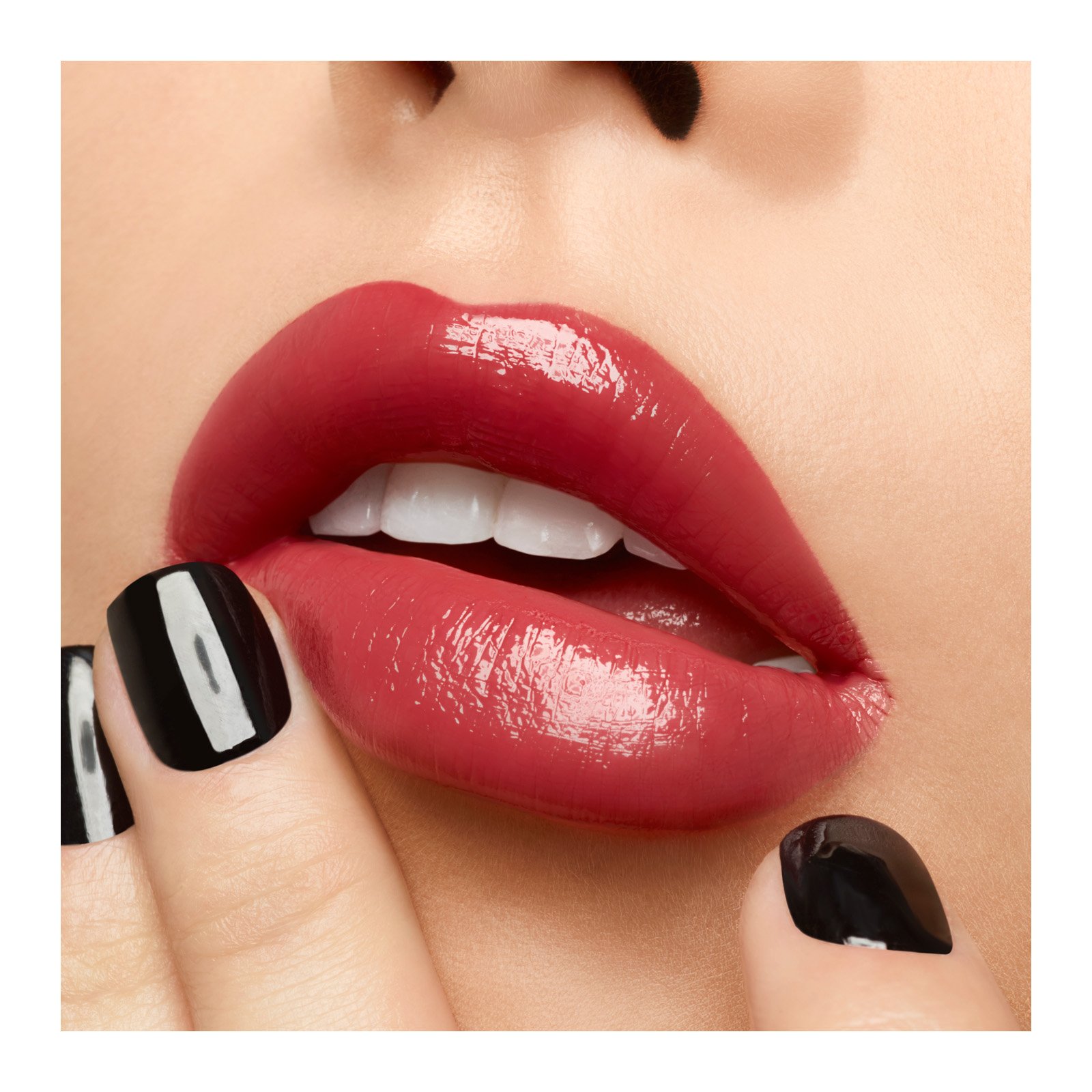 Rouge Volupté Shine Oil-in-stick Rouge à Lèvres N°91 Nude Avant-garde Yves  Saint Laurent - Printemps Beauté | Place des Tendances