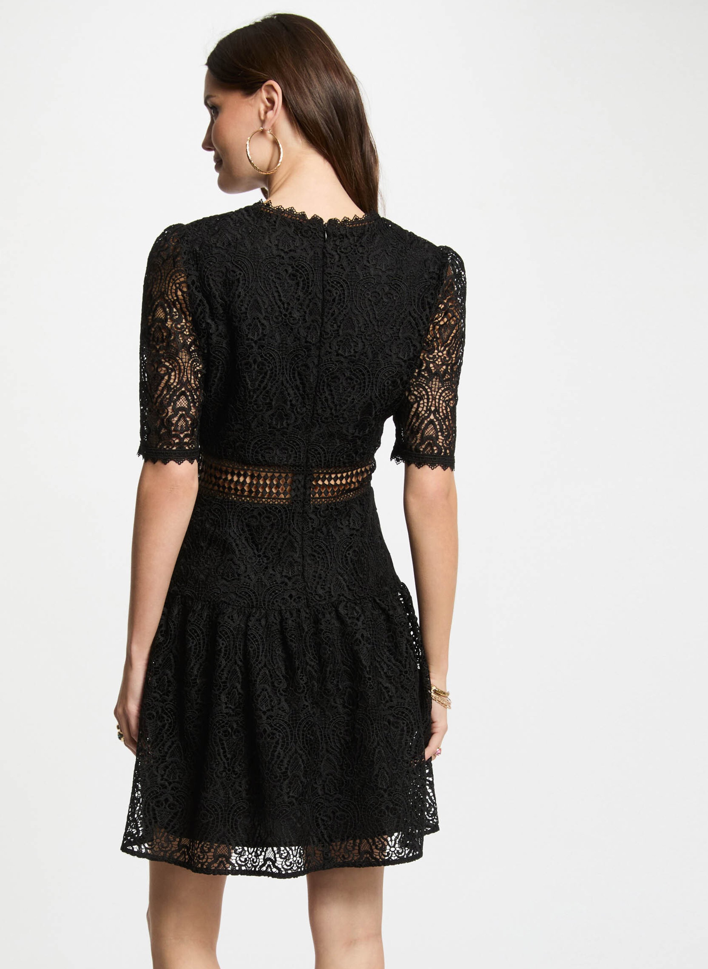 Korte jurk met V-hals MORGAN Black