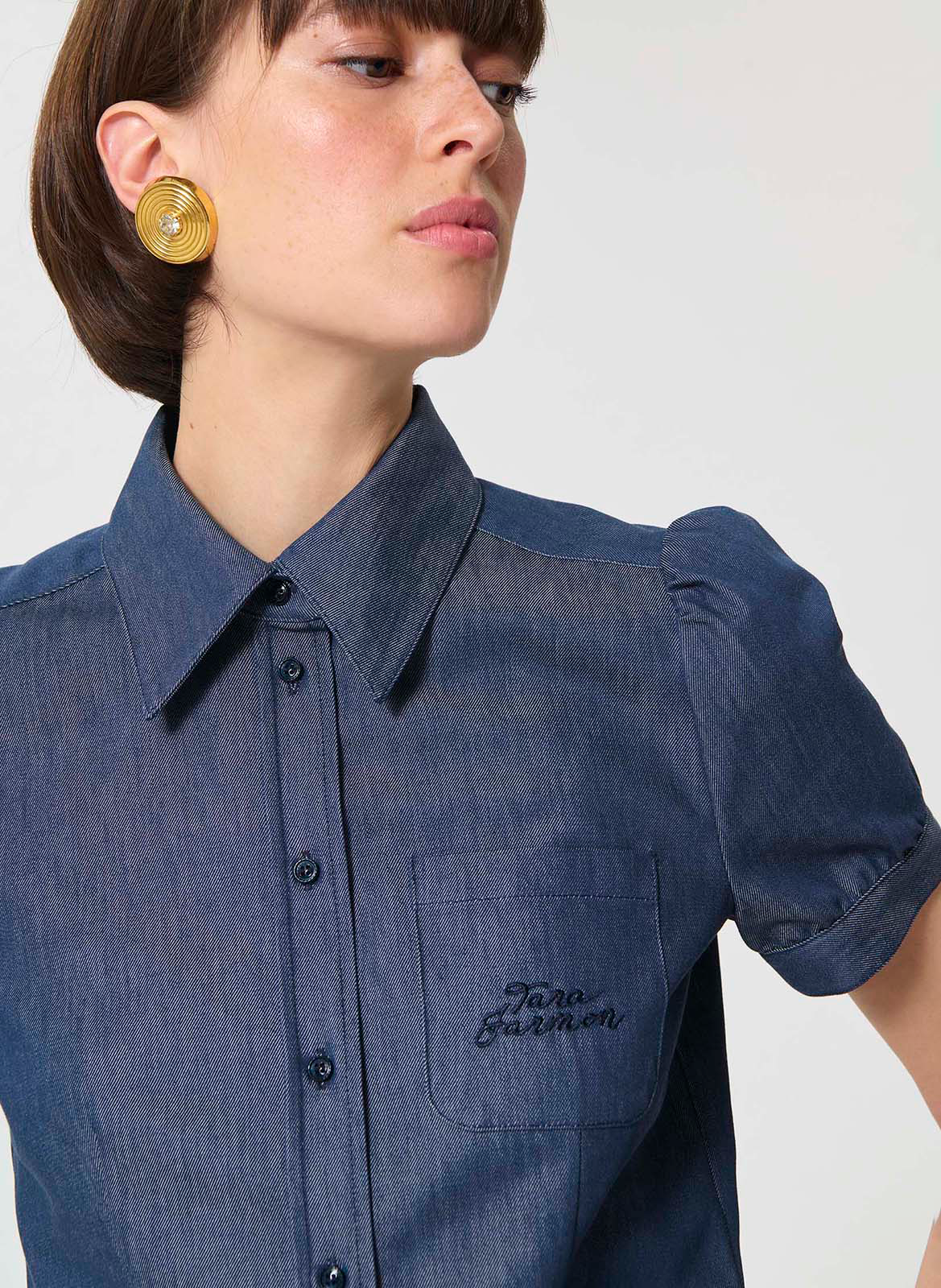 Taillierte Jeanshemd in leichtem Denim TARA JARMON Blau