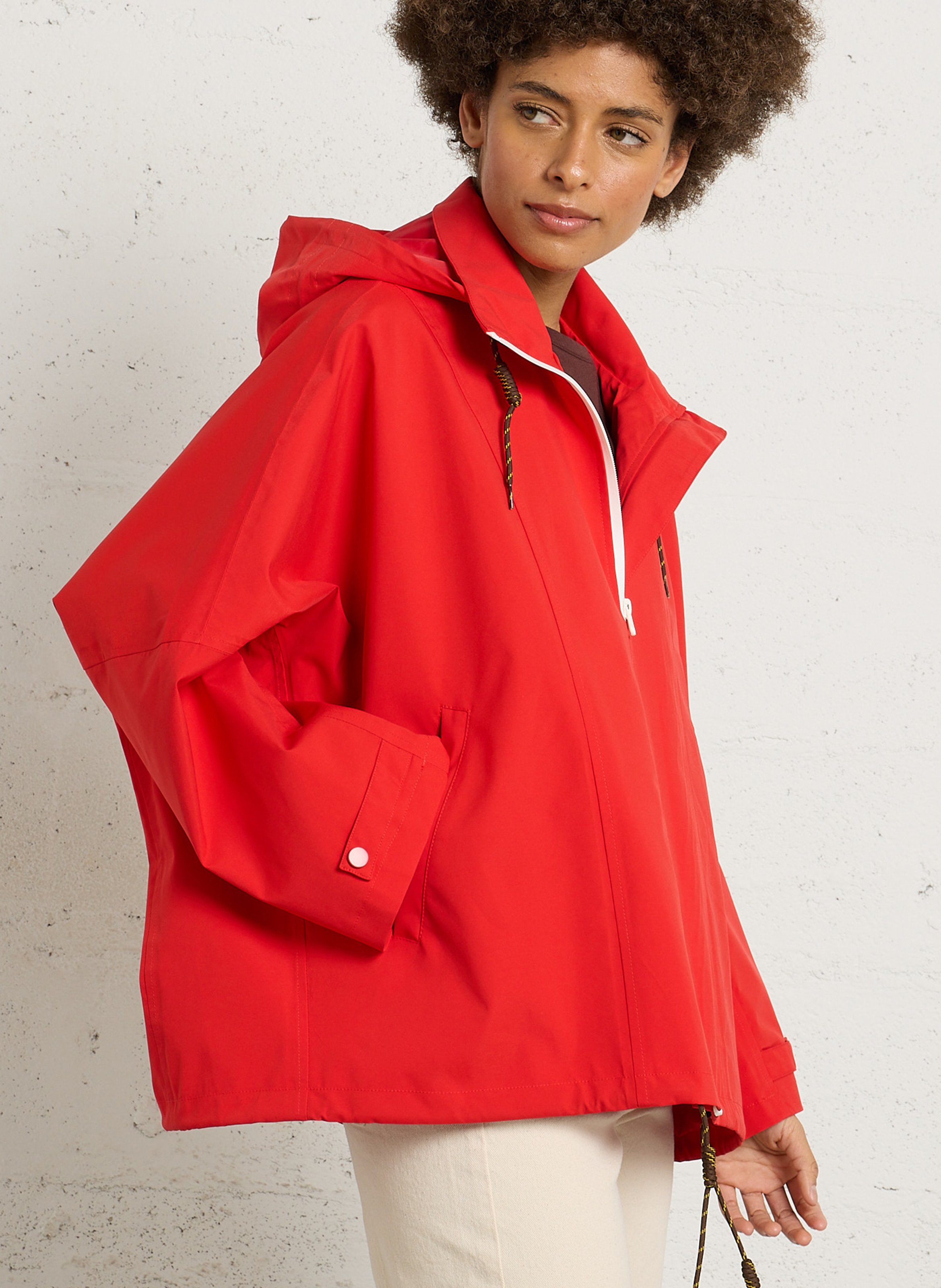 Buttoned and zipped high-neck fitted raincoat FLOTTE Red