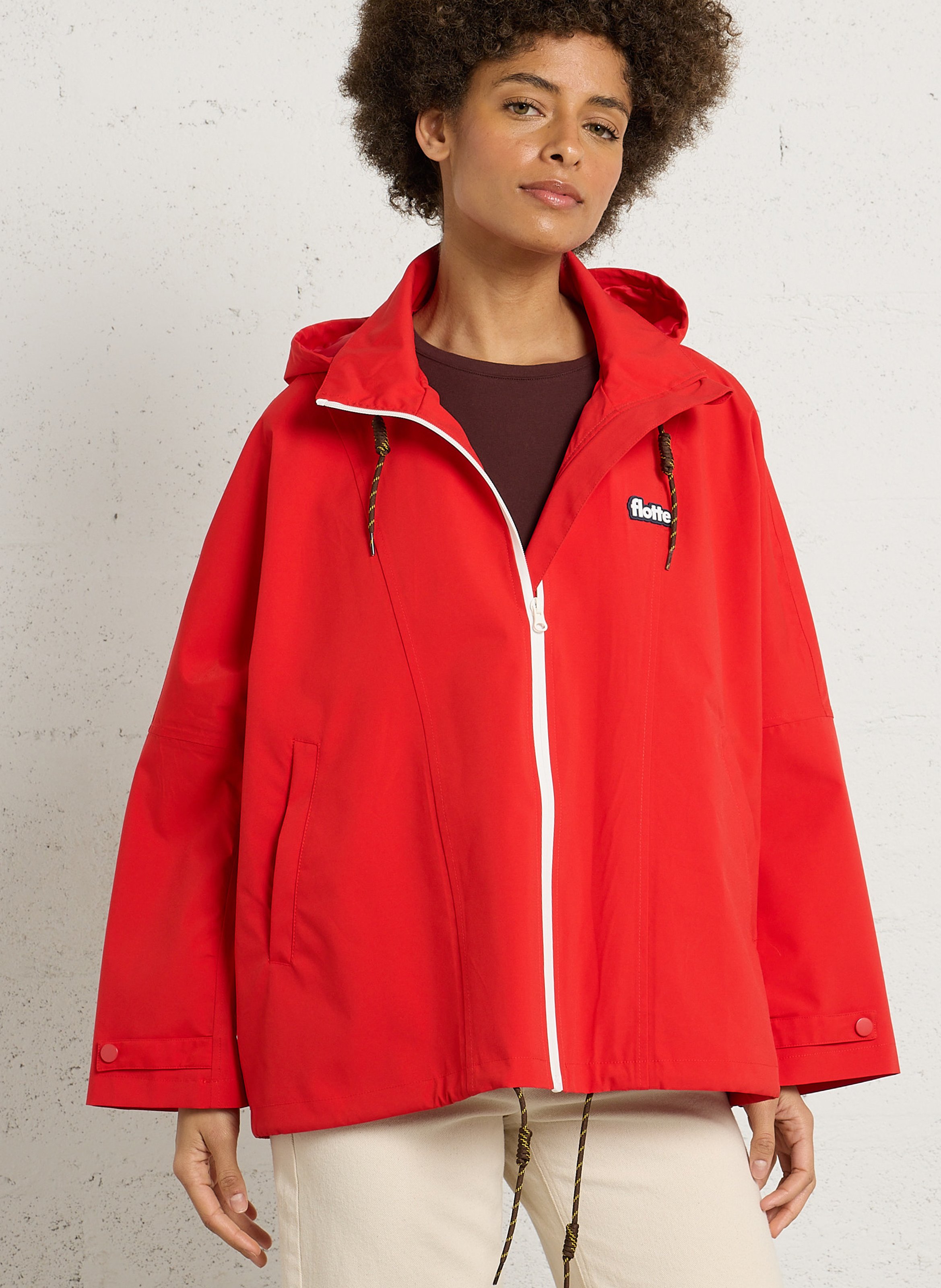 Buttoned and zipped high-neck fitted raincoat FLOTTE Red