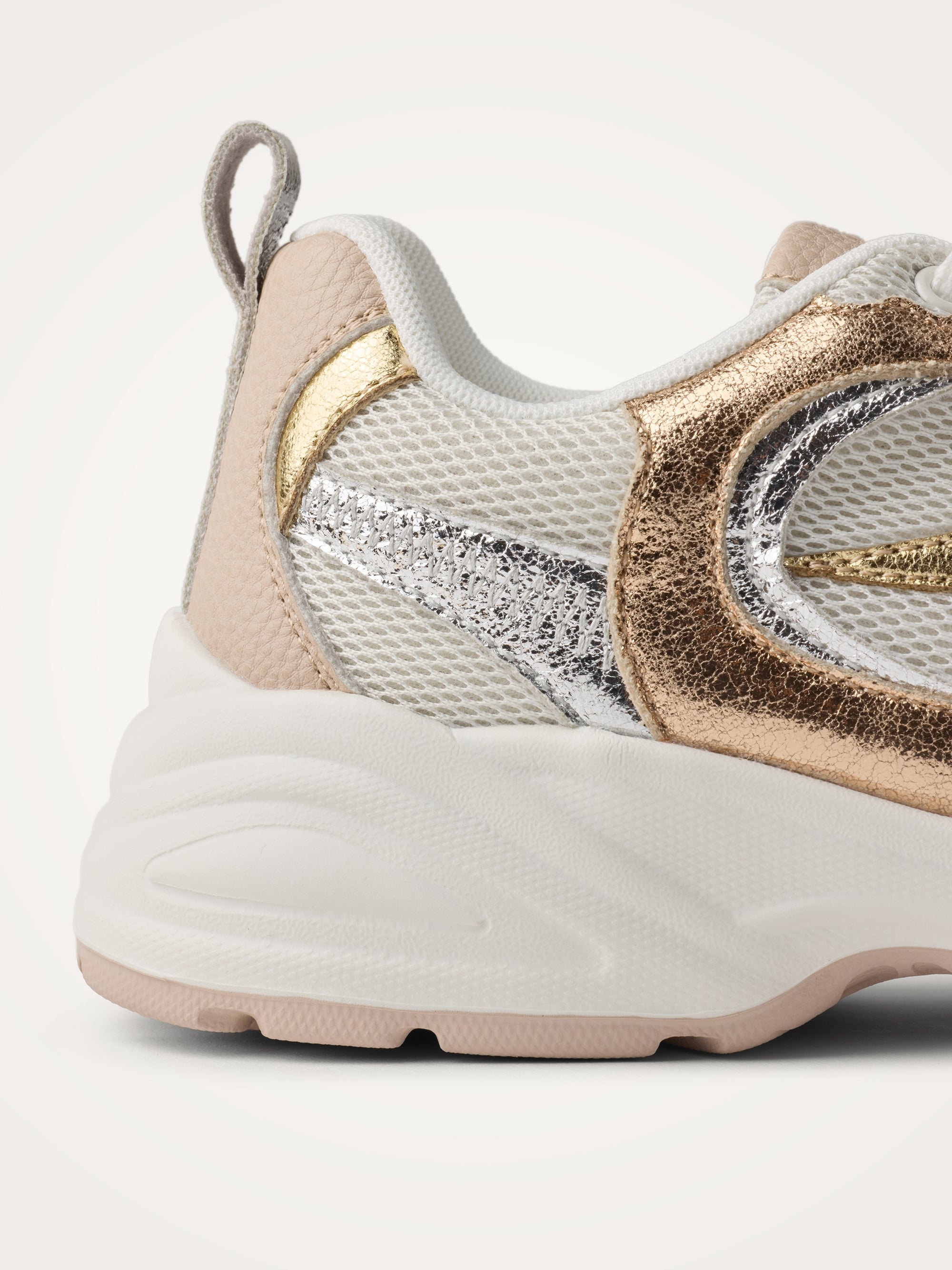Low mesh sneakers VANESSA WU Golden