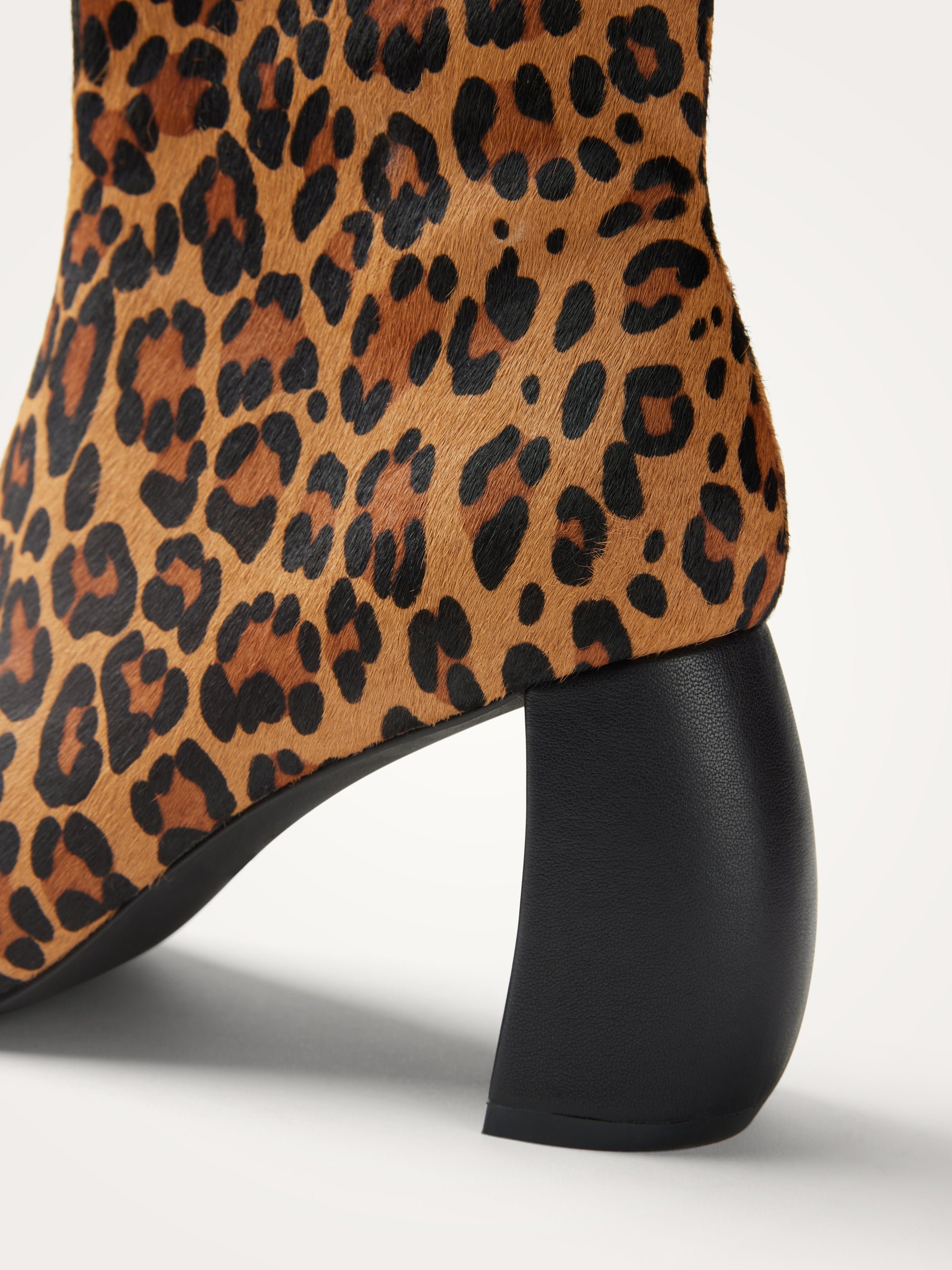 Half Moon Heel Booties VANESSA WU Orange